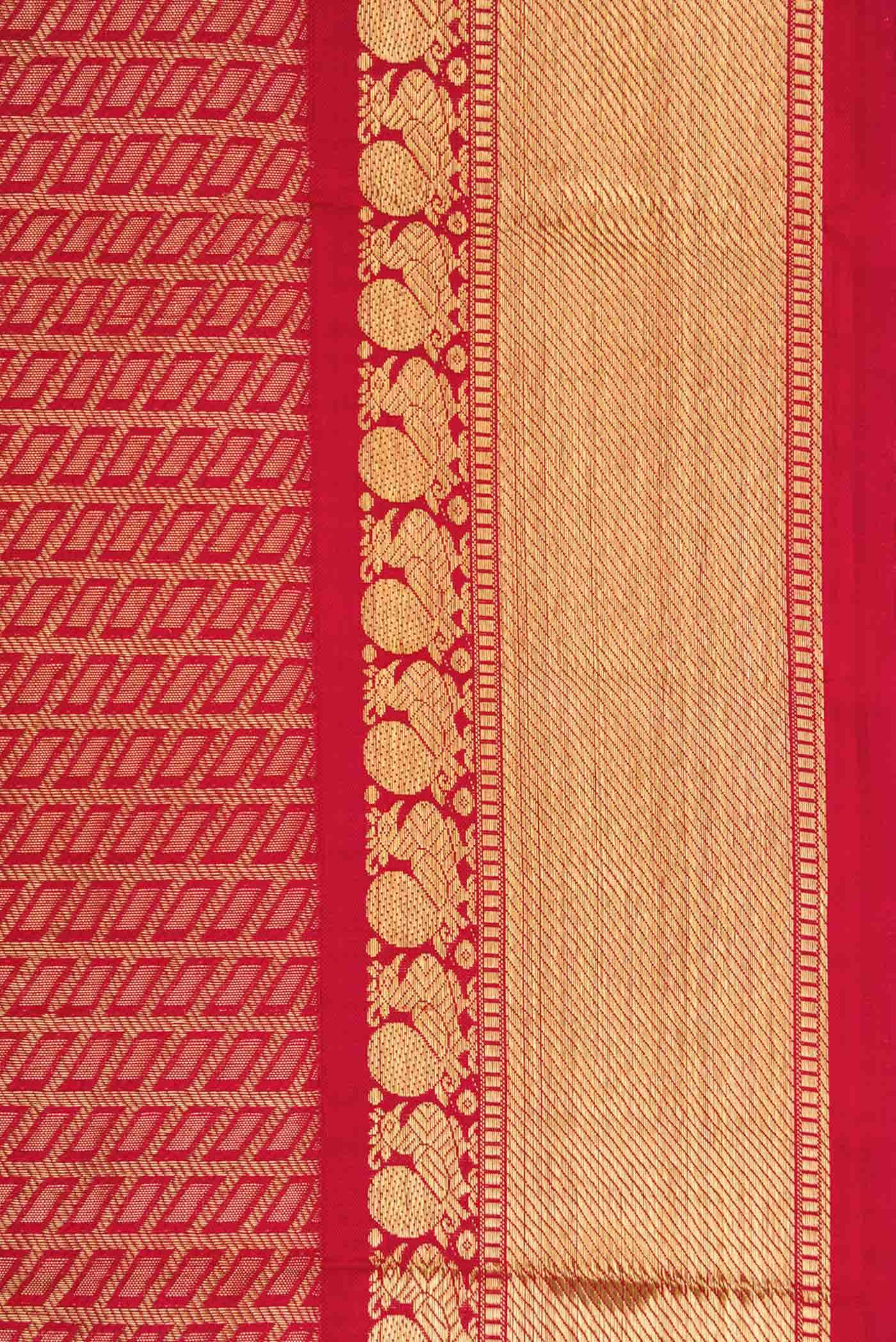 Pure Silk Pure Zari Red Kanjivaram Saree - Image 5