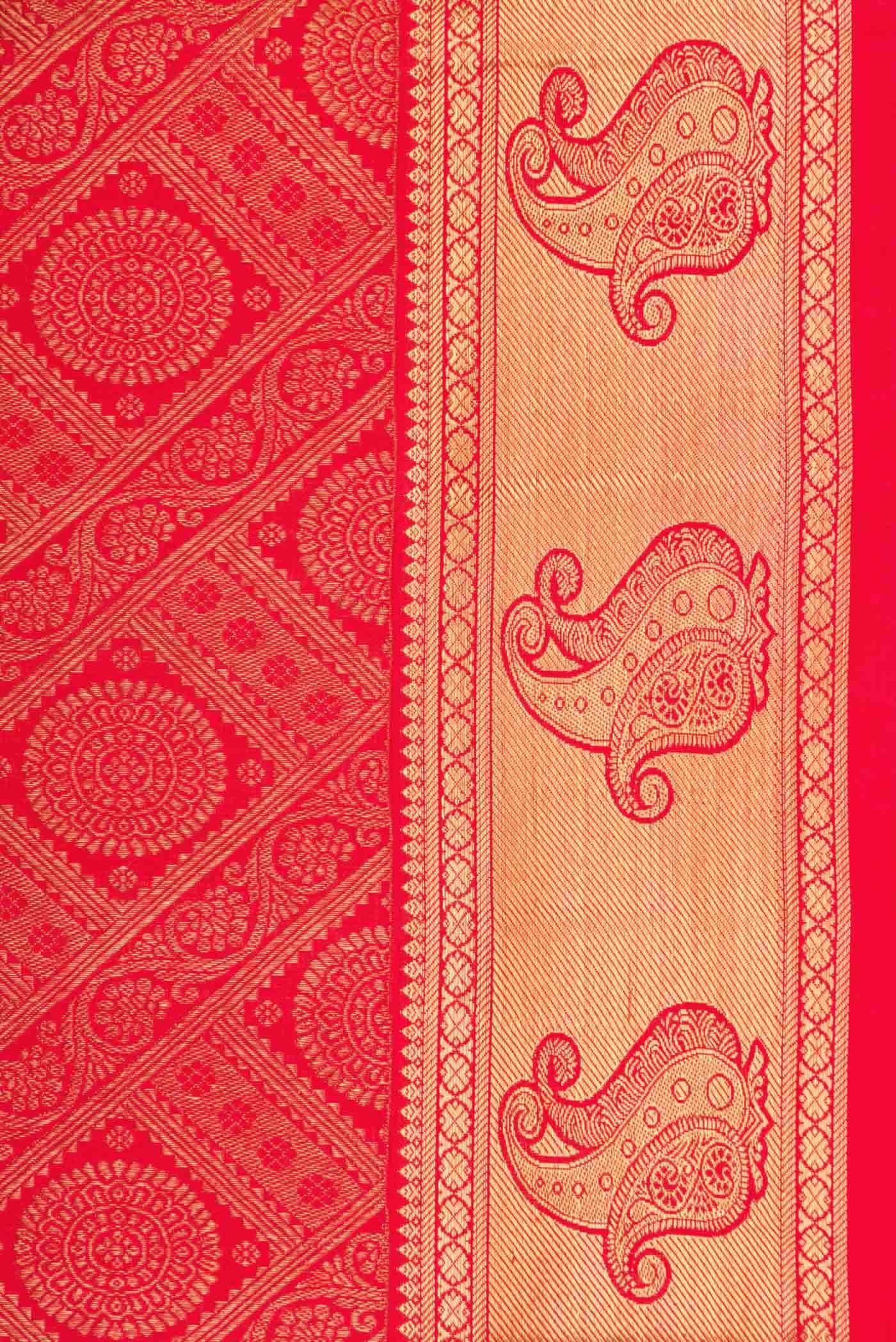 Pure Silk Pure Zari Red Kanjivaram Saree - Image 6