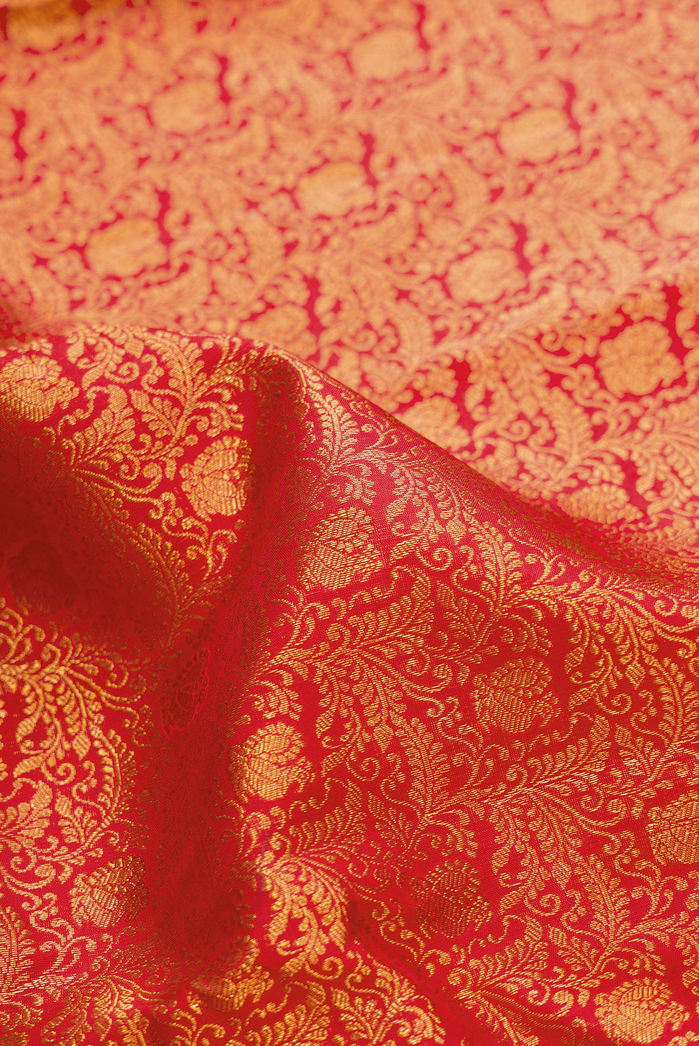 Red Kanchipuram Silk Saree - Image 2