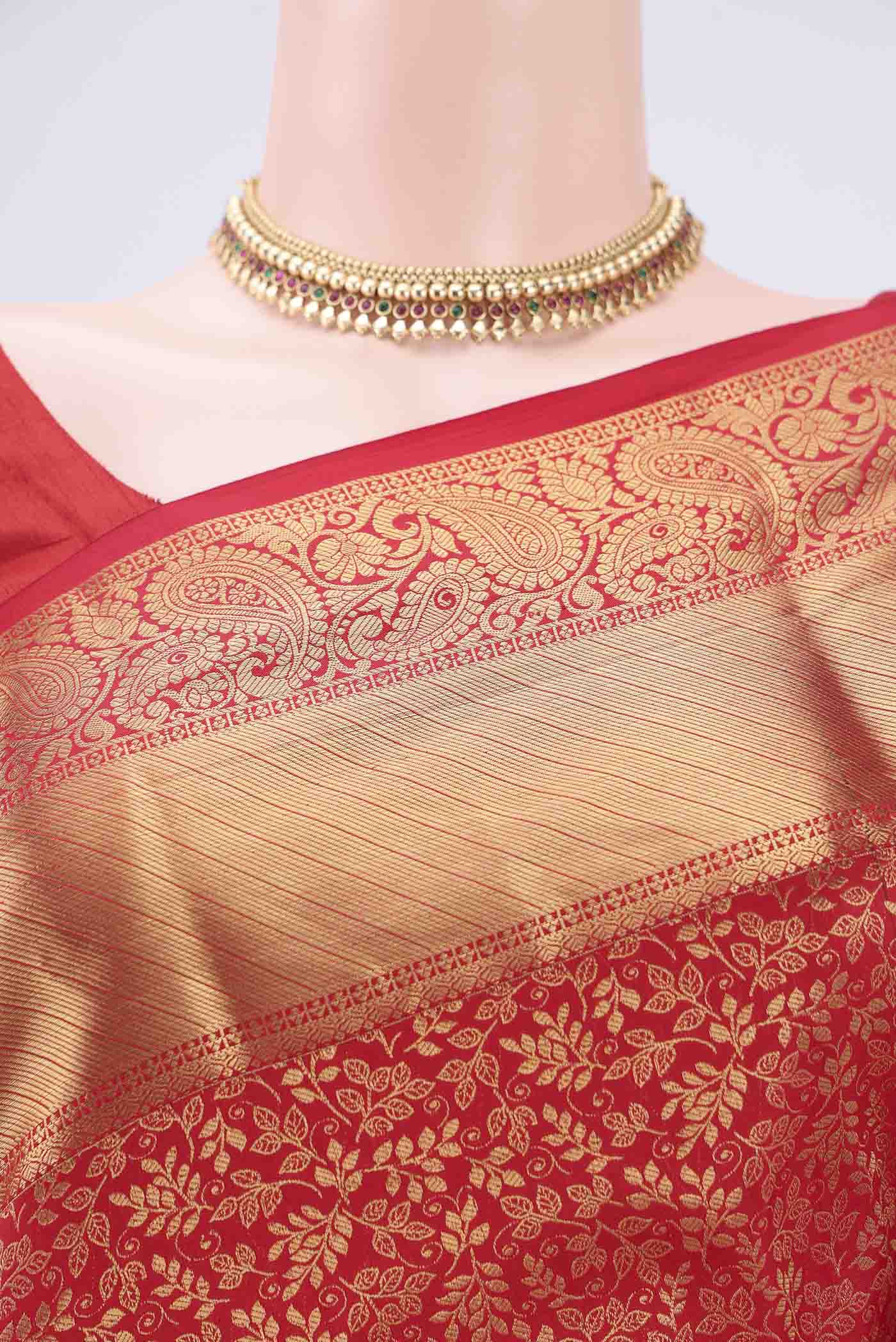 Red Bangalore Silk Saree - Image 2