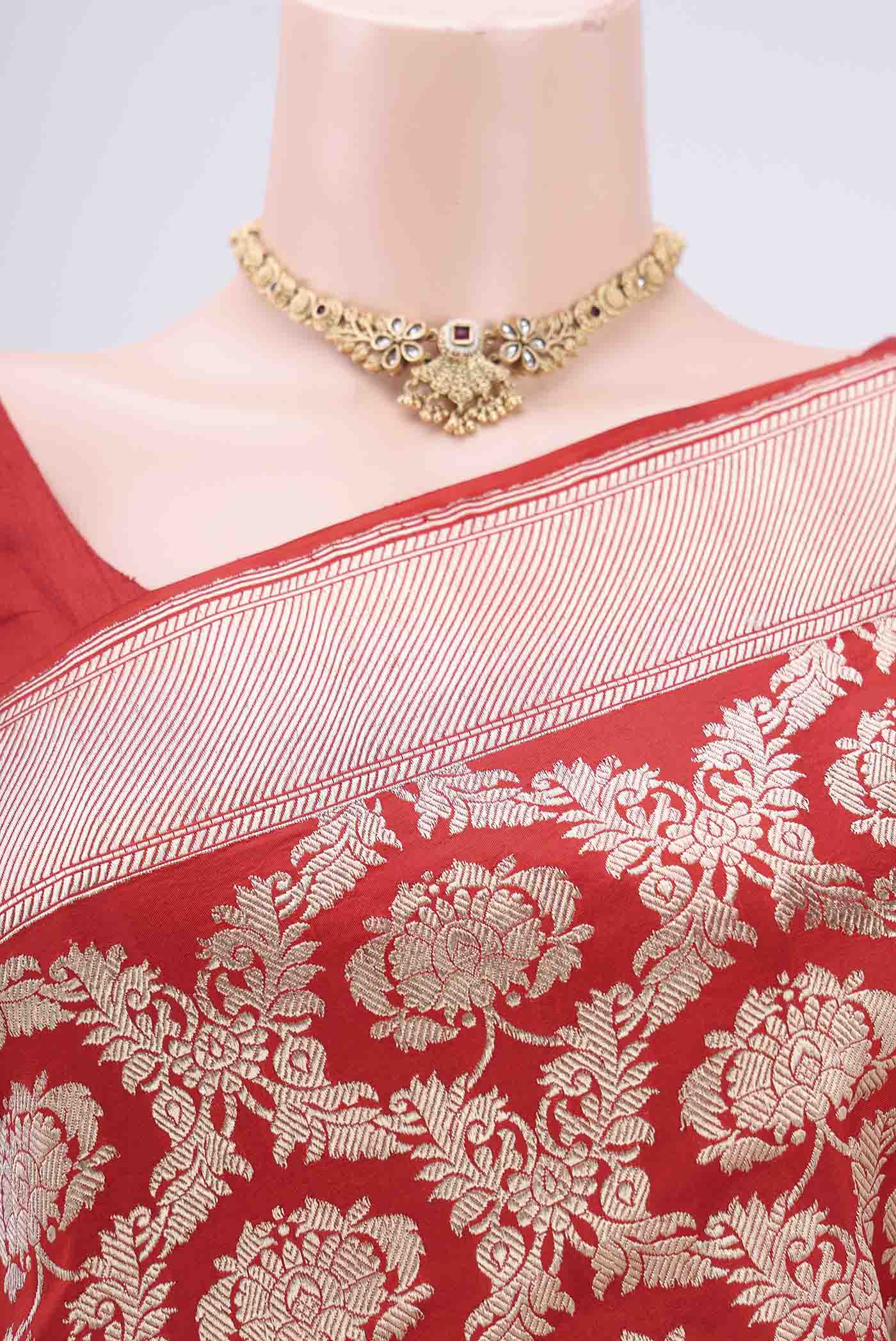 Red Banarasi Silk Saree - Image 2