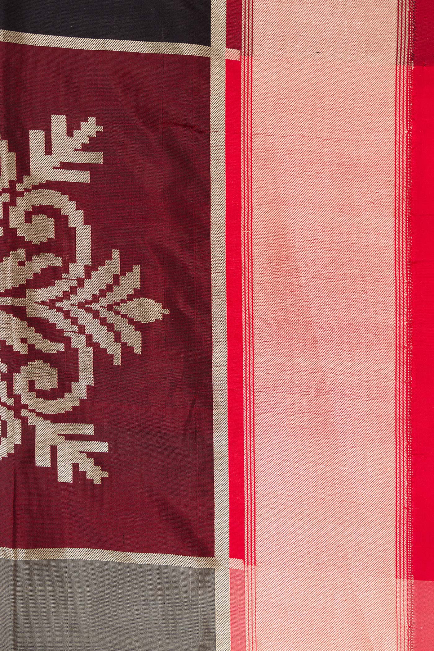 Multi Color Banarasi Silk Saree - Image 3