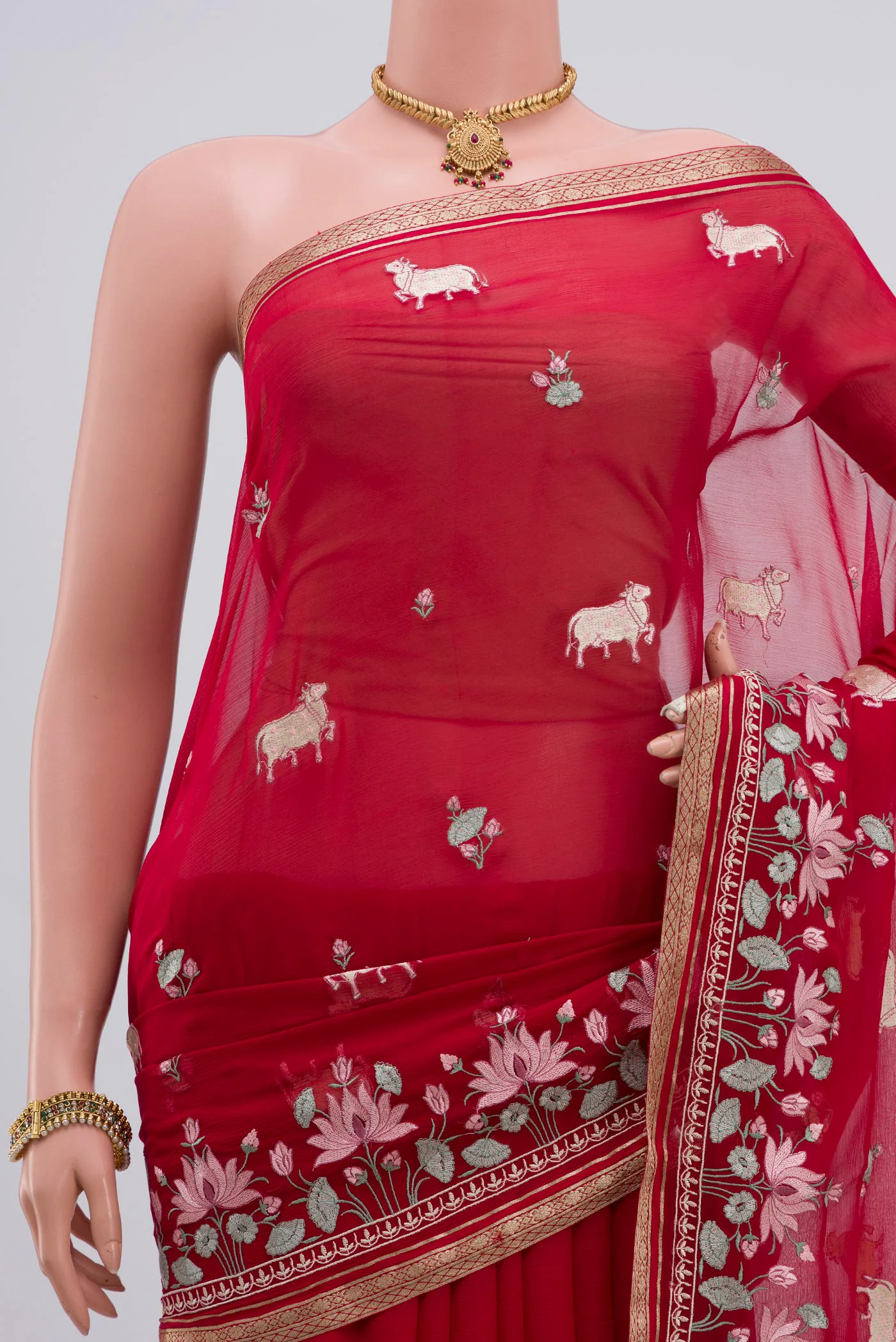 Red Mysore Chiffon Saree - Image 2
