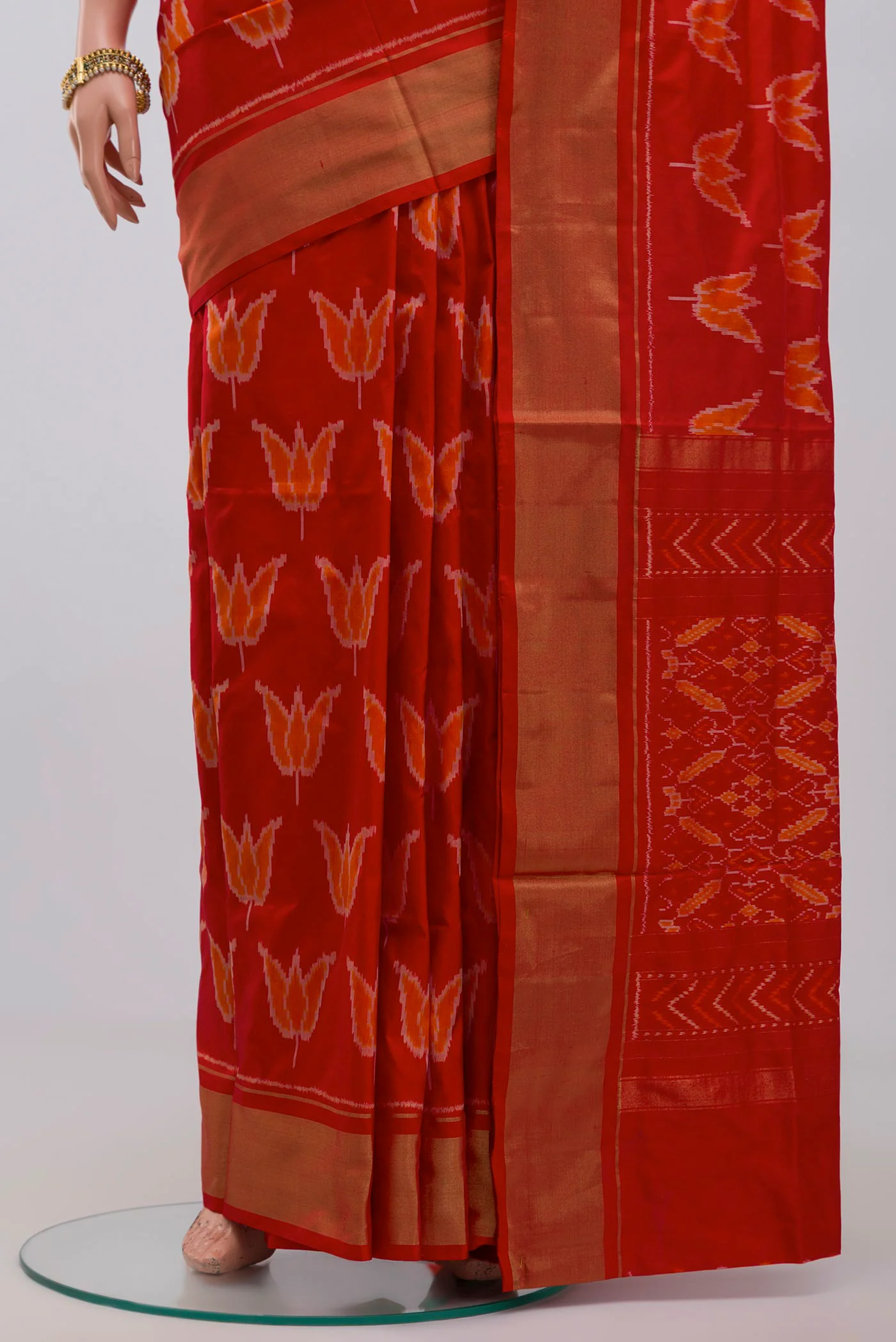 Red Pochampally Silk Saree - Image 3