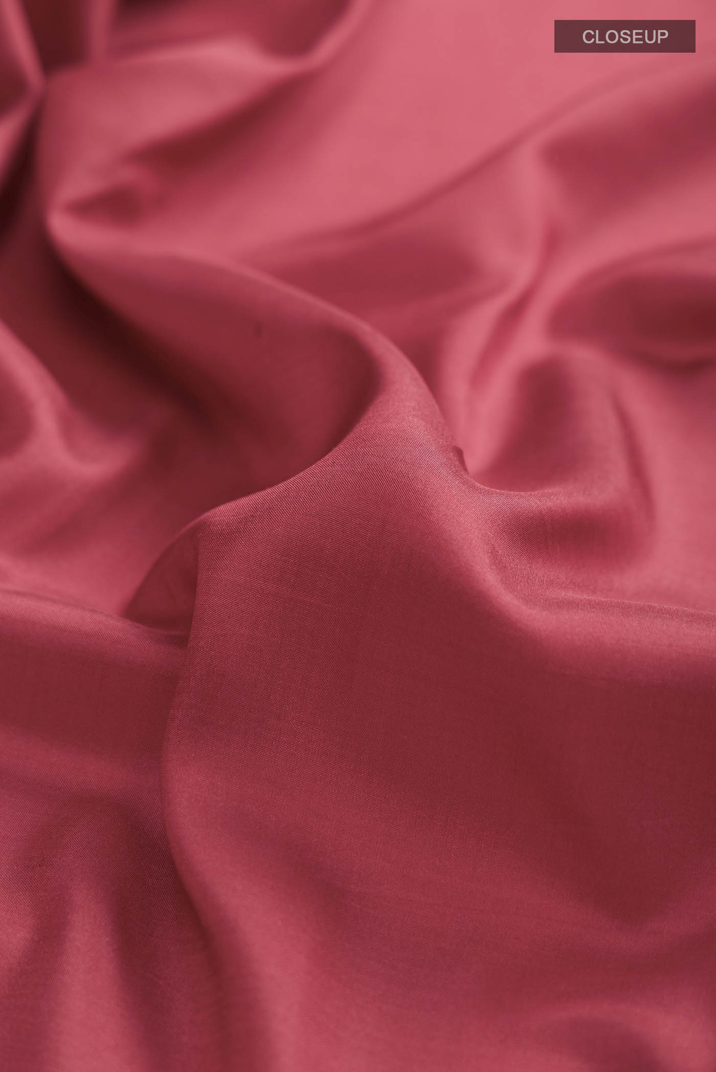 Red Printed Silk Saree - Image 2