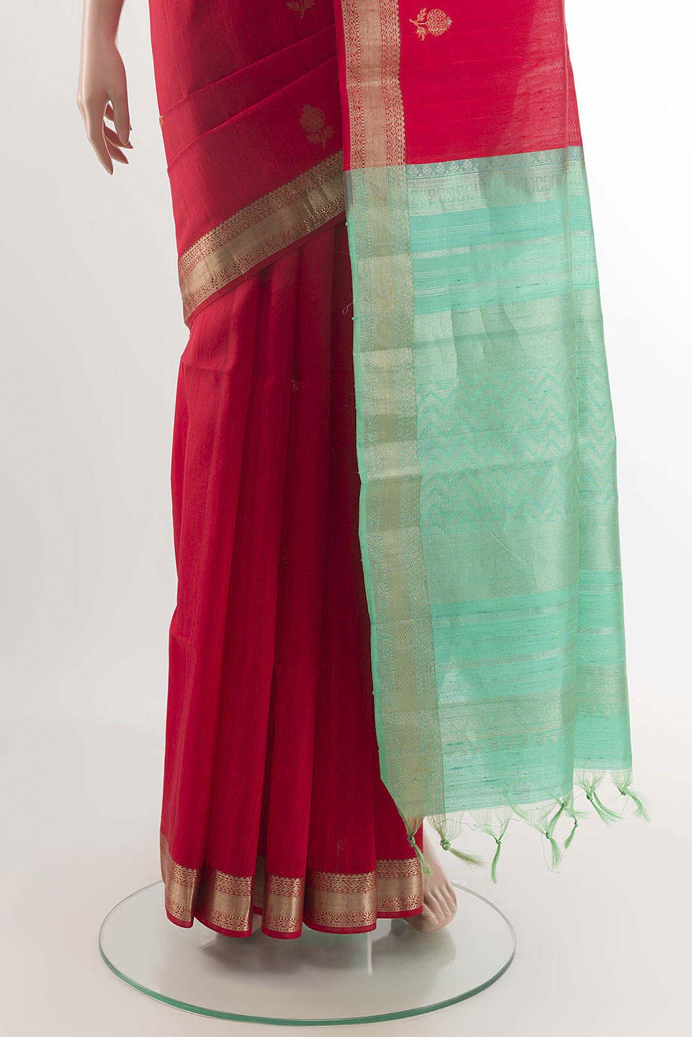 Red Raw Silk Saree - Image 3