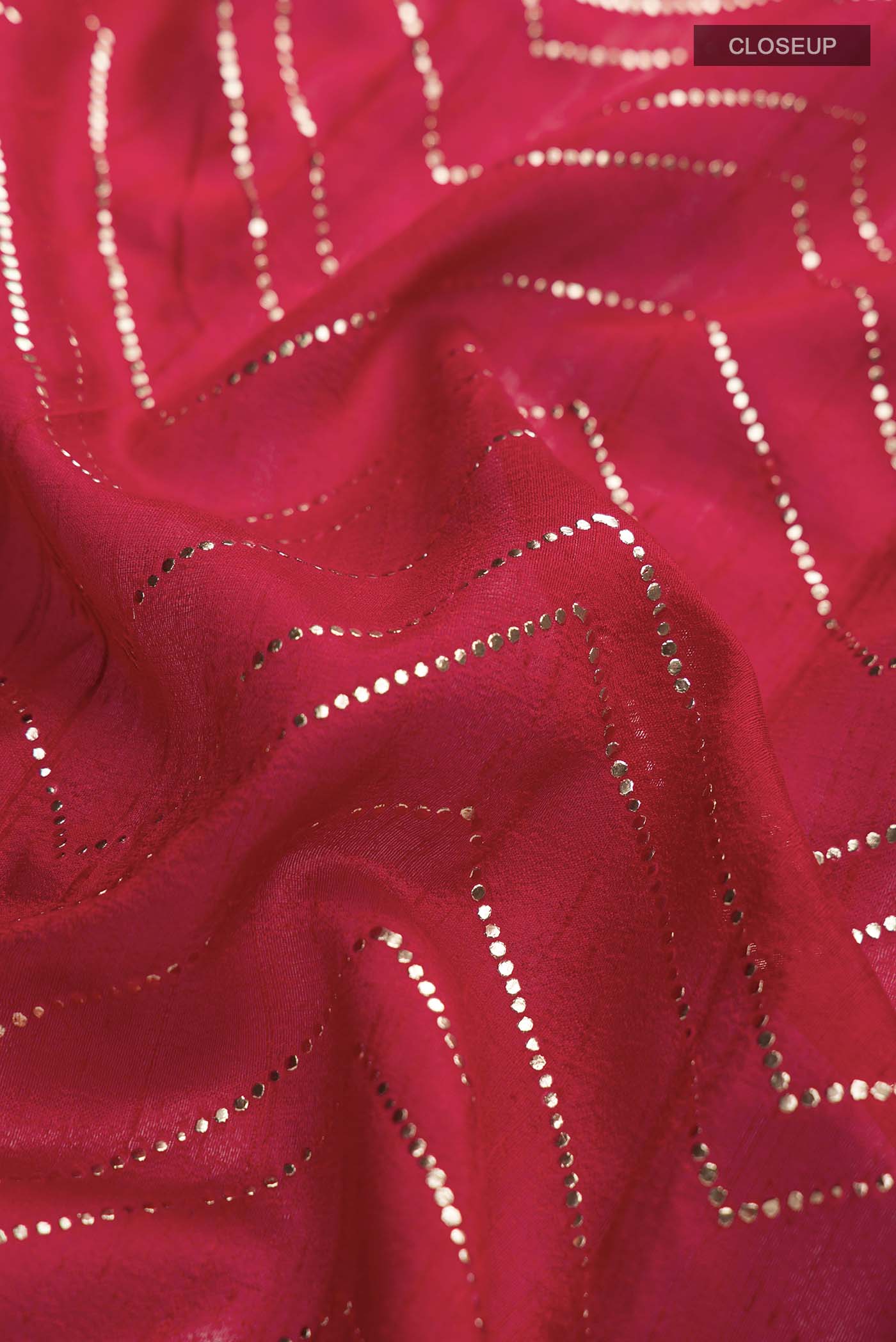Red Raw Silk Saree - Image 2