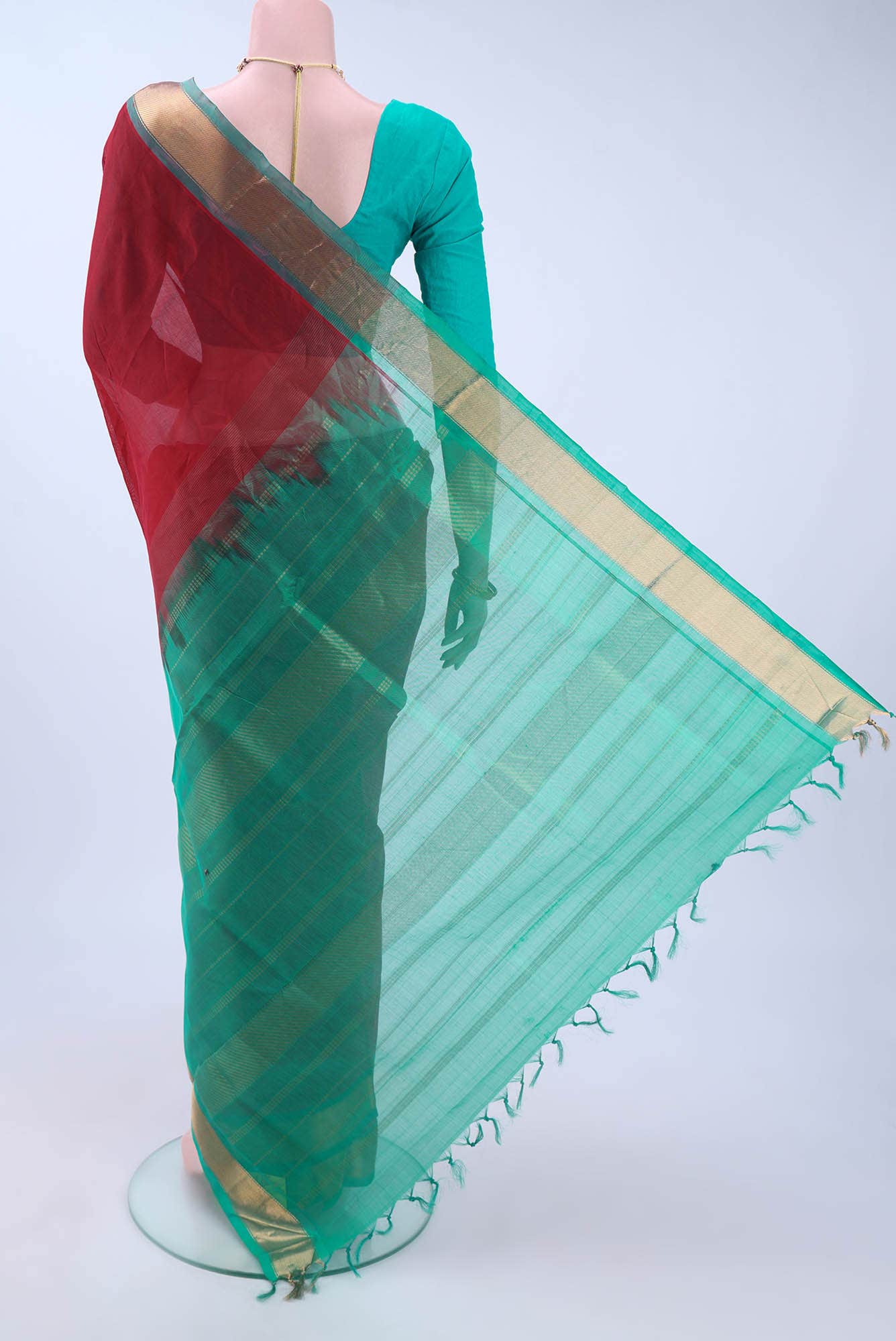 Red Silk Cotton Saree - Image 3