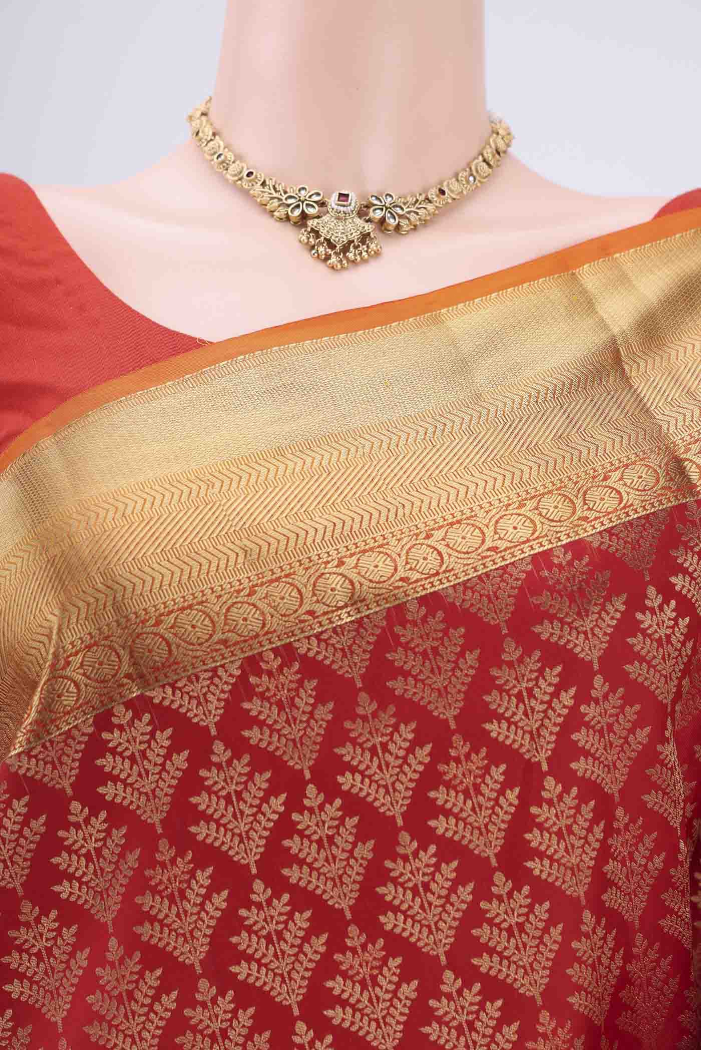 Red Soft Silk Saree - Image 2