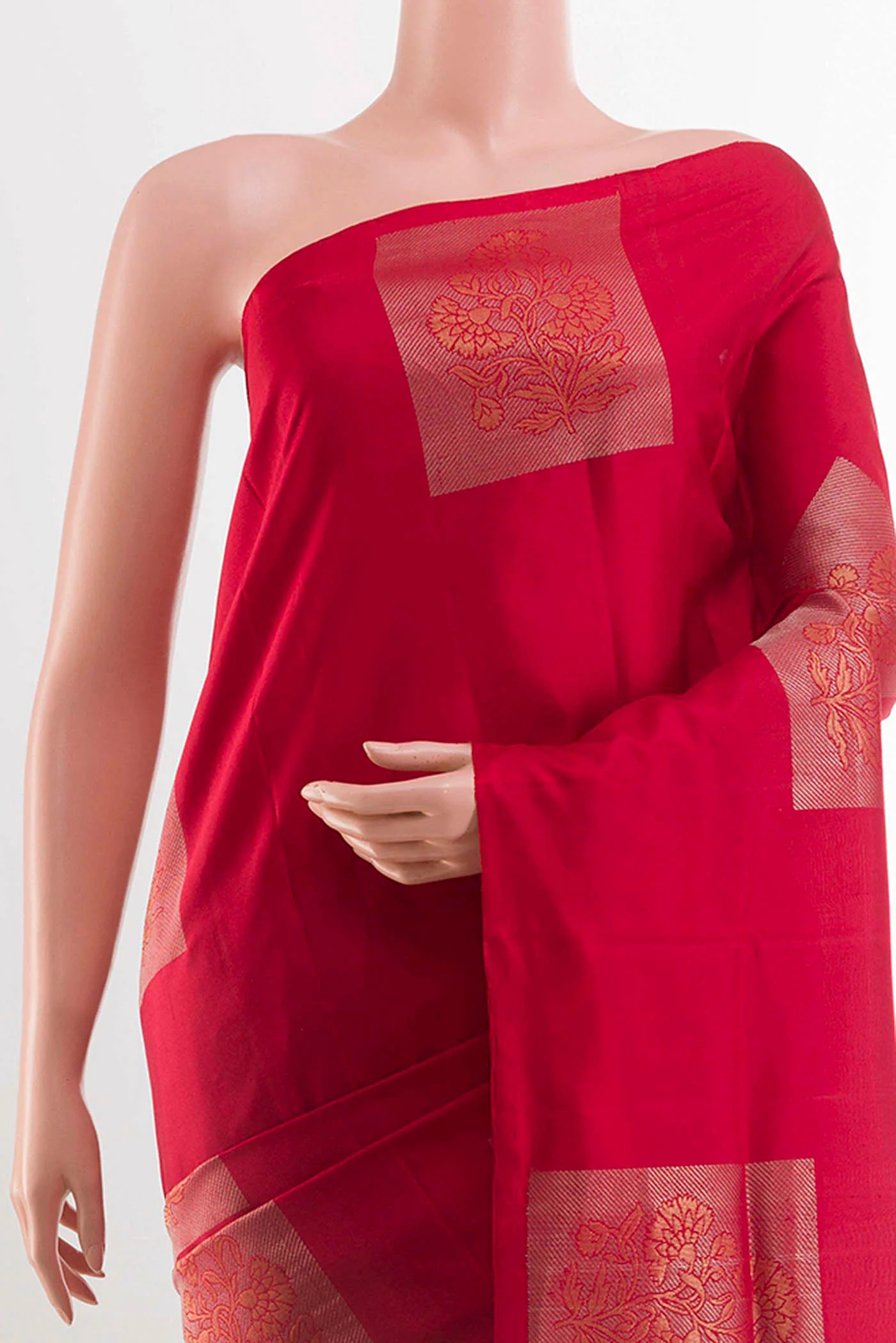 Red Soft Silk Saree - Image 2