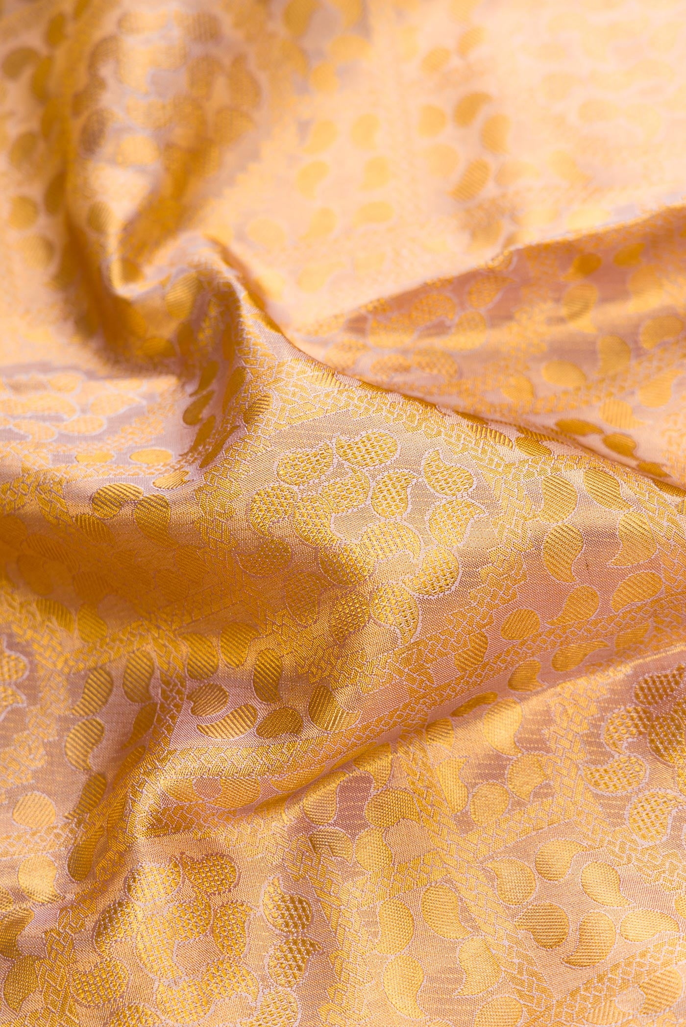 Rose Gold Dual Tone Kanchipuram Tissue Silk Saree - Image 2