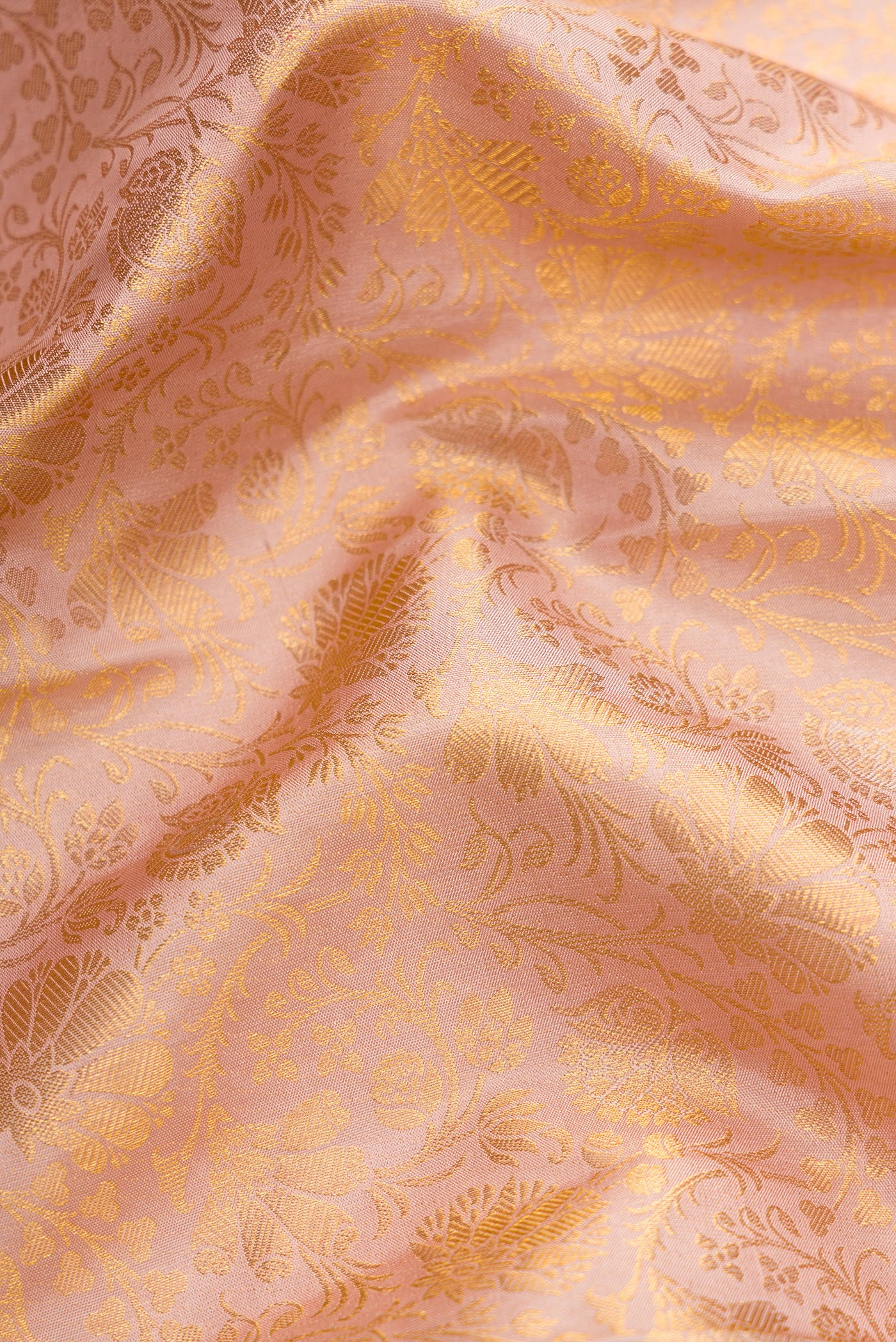 Rose Gold Kanjivaram Silk Saree - Image 2