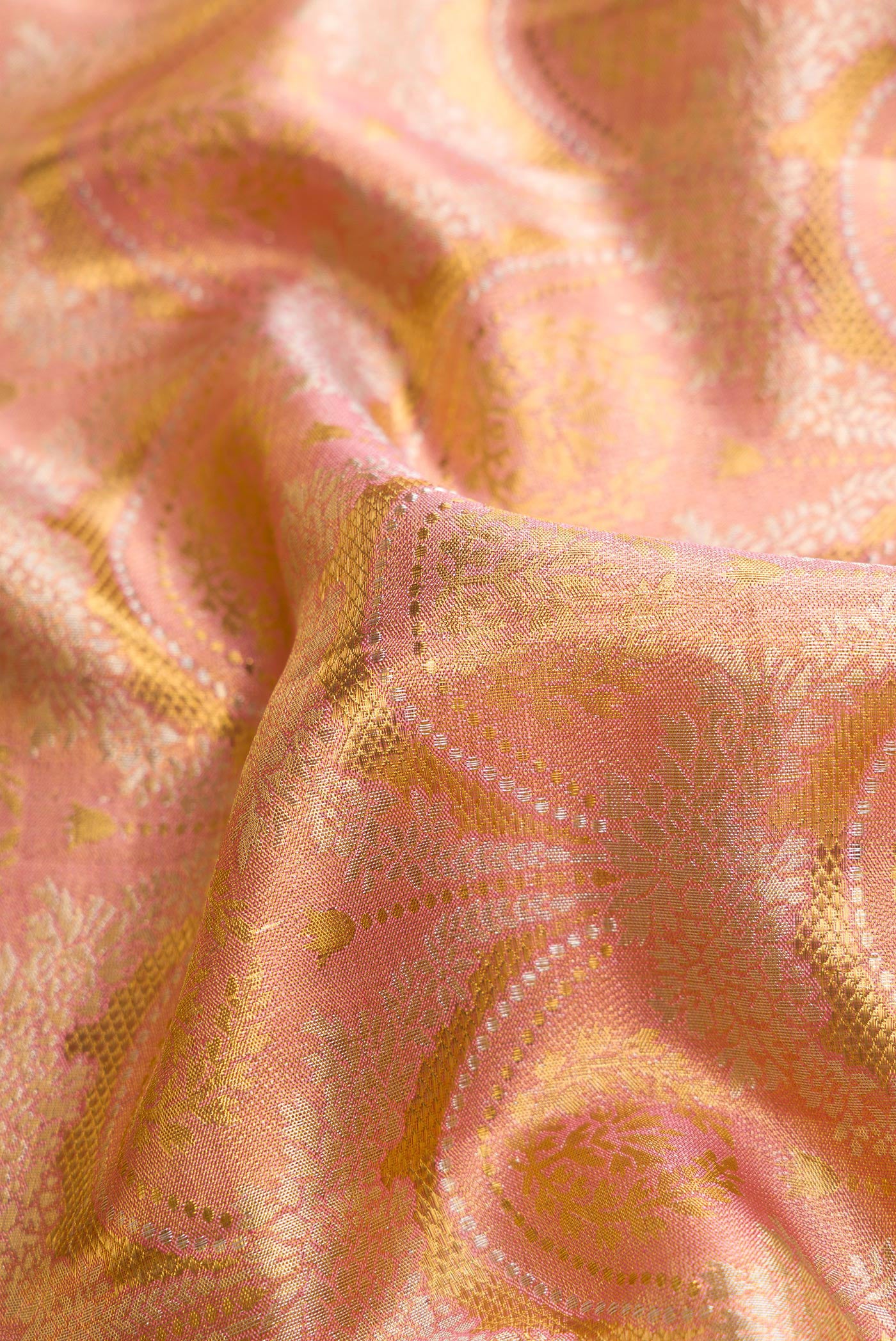 Peach Dual Tone Kanjivaram Tissue Silk Saree - Image 2