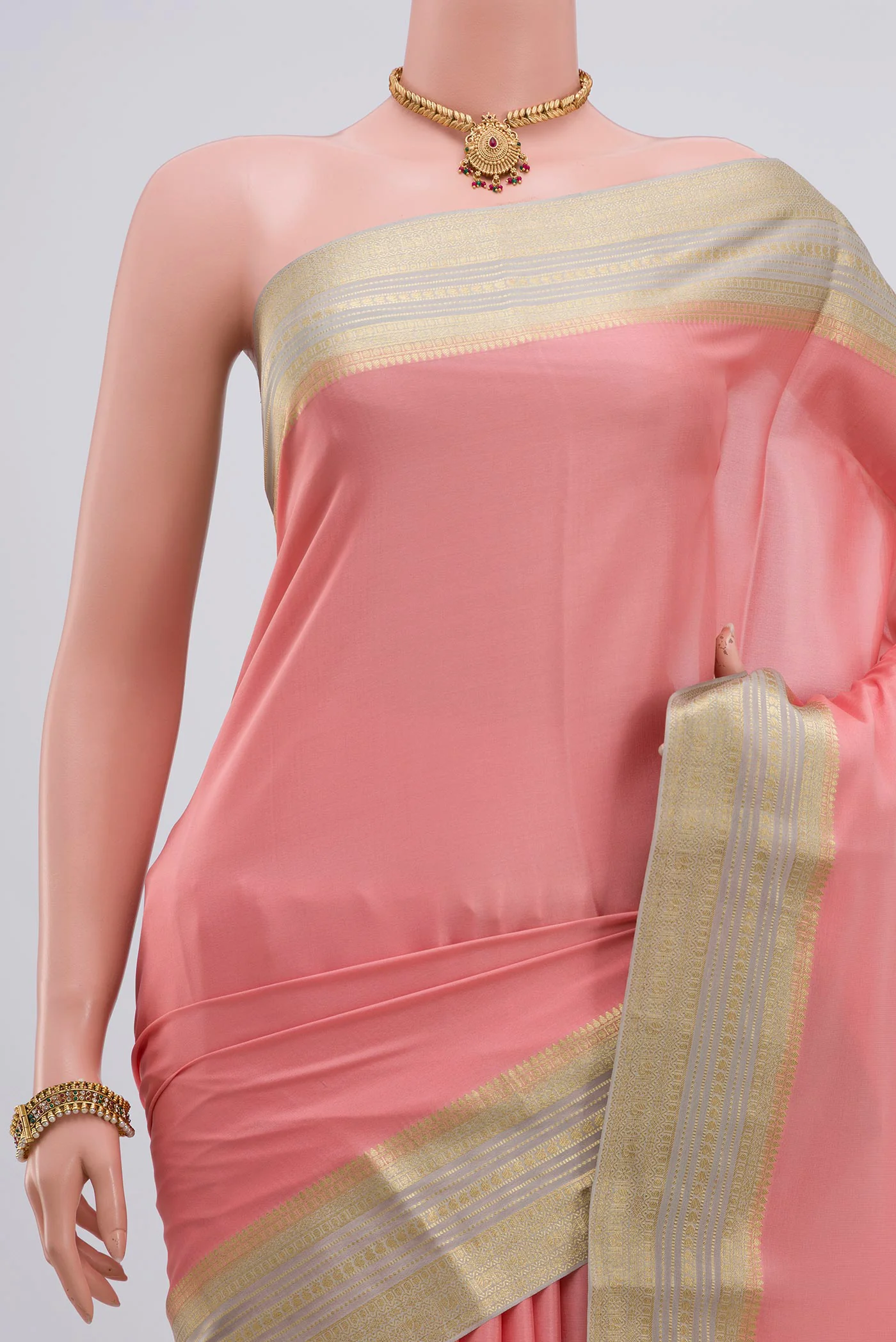Rose pink Mysore Crepe Saree - Image 2