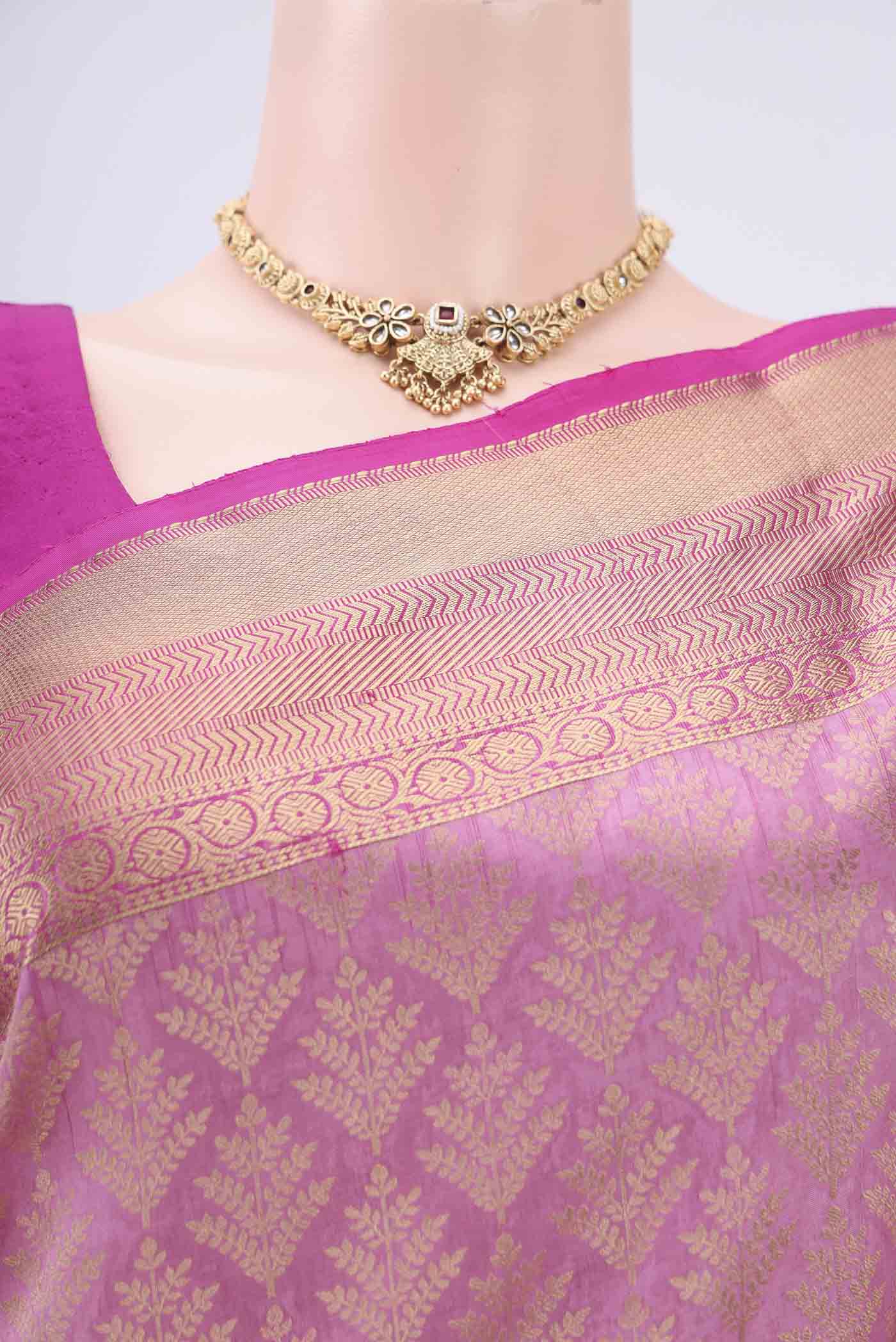 Rose pink Soft Silk Saree - Image 2