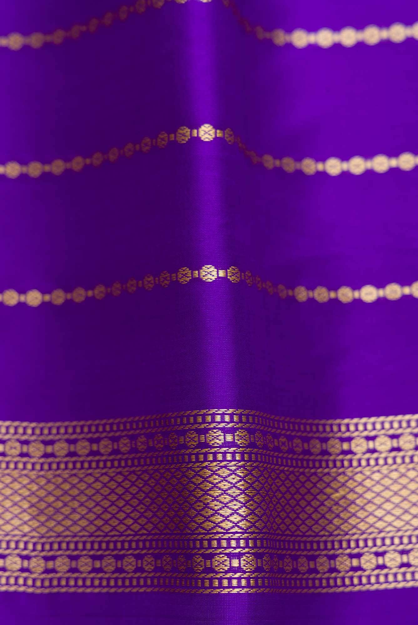 Royal Blue Dual Tone Banarasi Silk Saree - Image 6