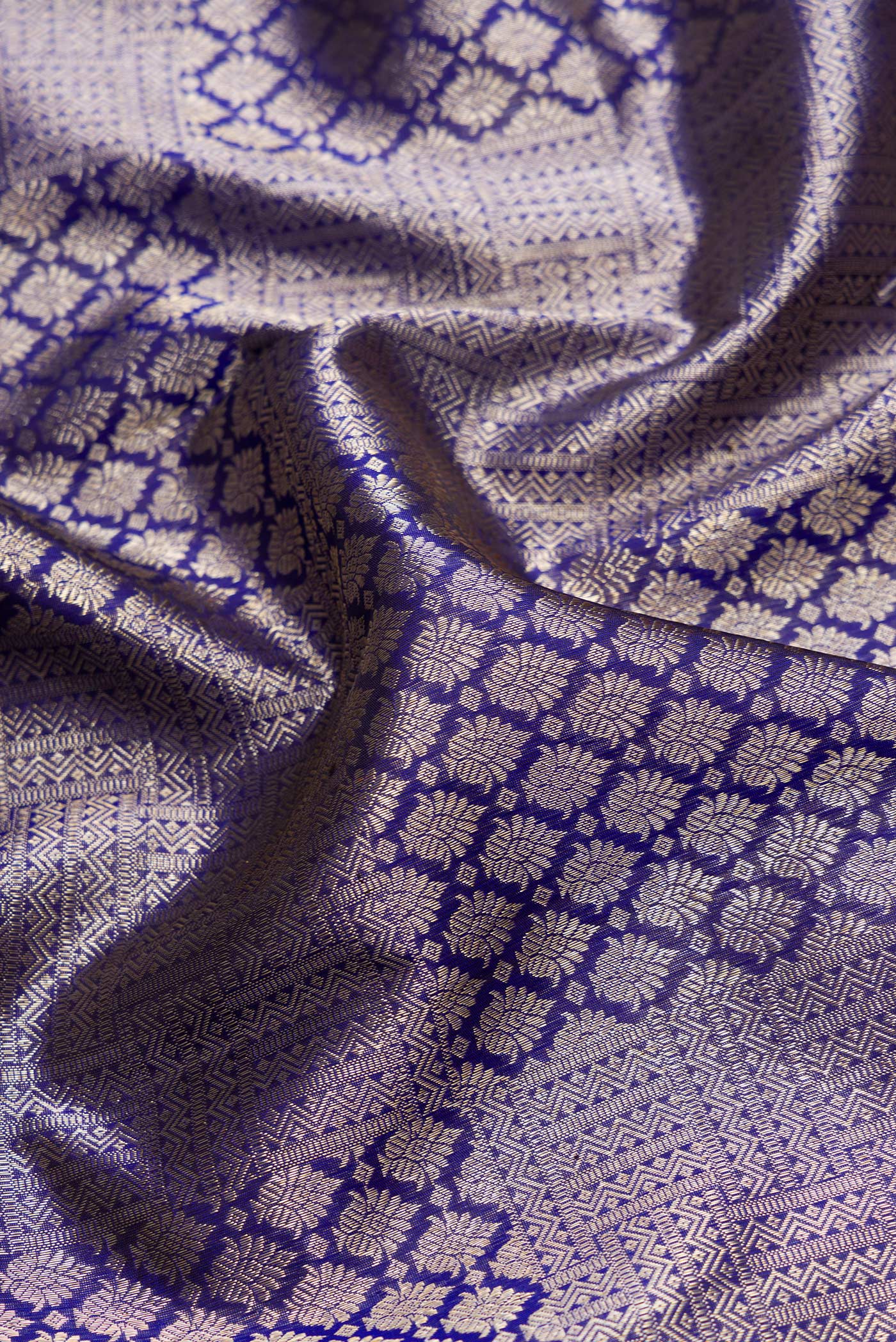 Dark Blue Kanchipuram Silk Saree - Image 2