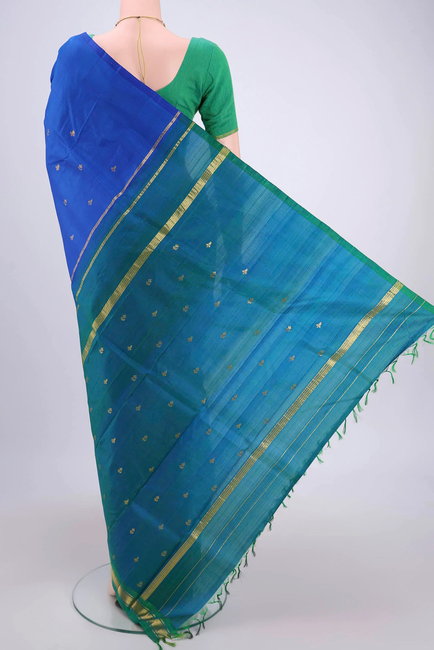Royal Blue Kanchipuram Silk Saree - Image 3