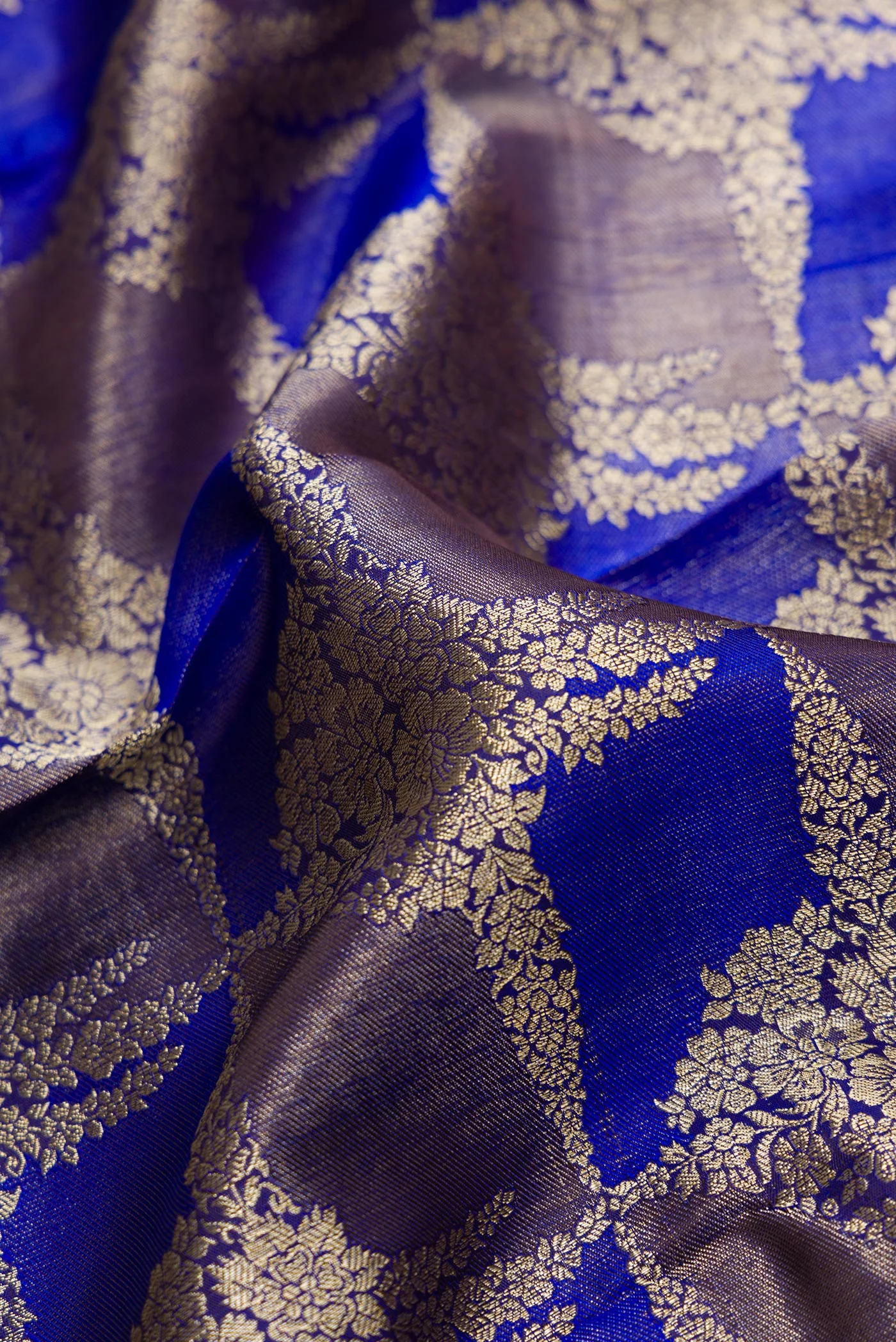 Royal Blue Kanjivaram Silk Saree - Image 2