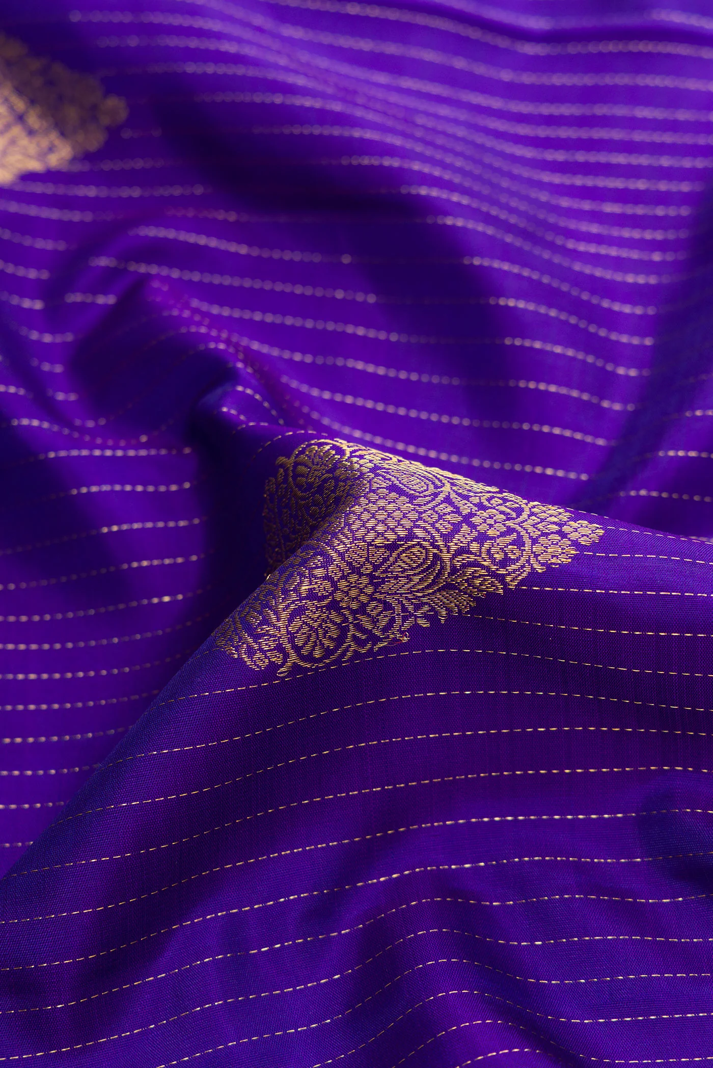 Royal Blue Kanjivaram Silk Saree - Image 2