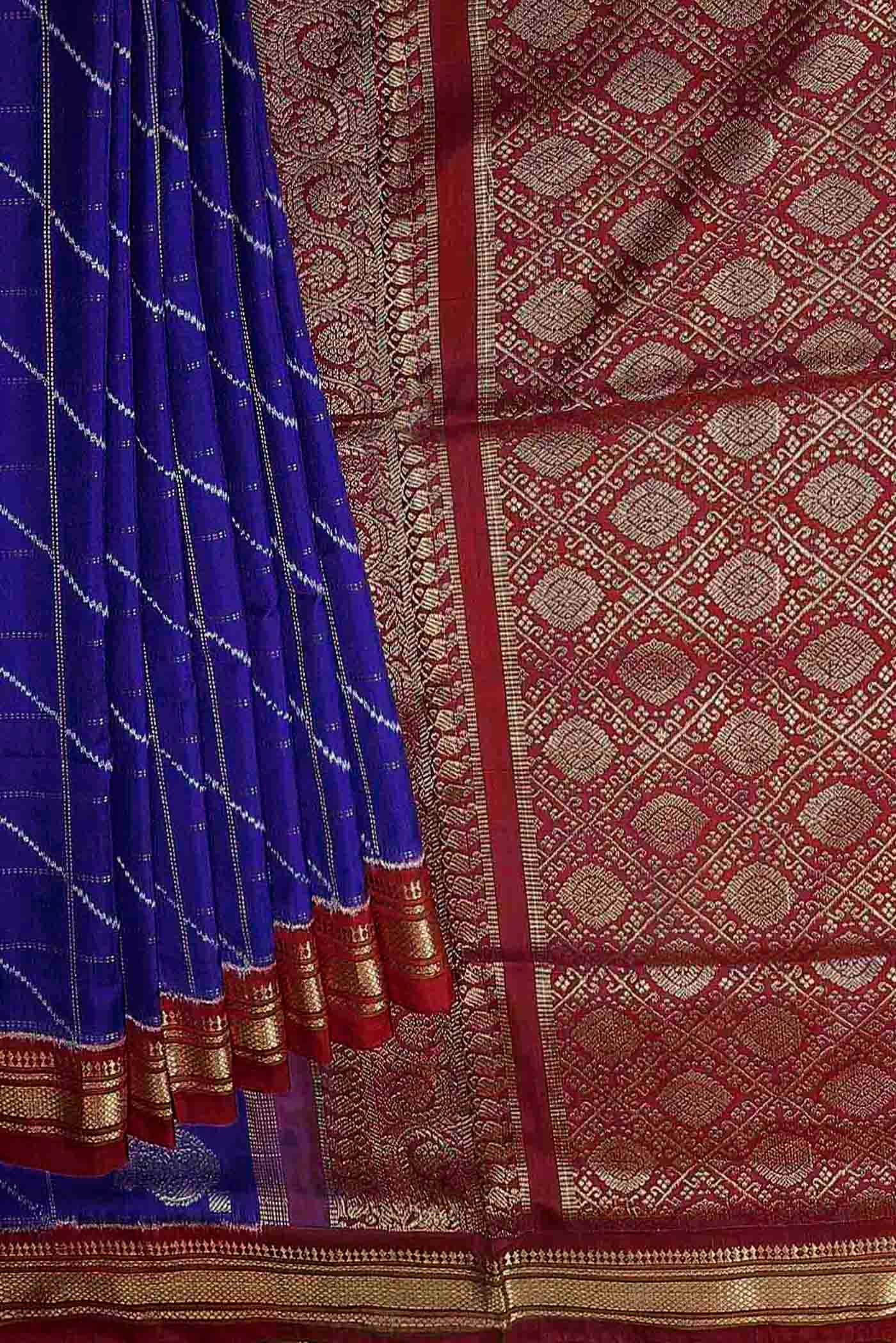 Royal Blue Pochampally Silk Saree - Image 6