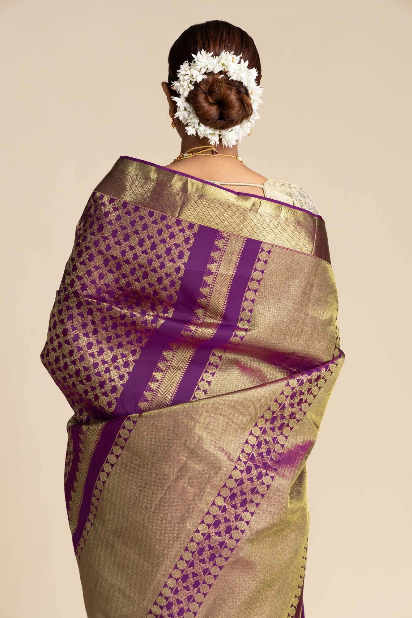 Rudrani-Purple Kanchipuram Silk Saree - Image 3