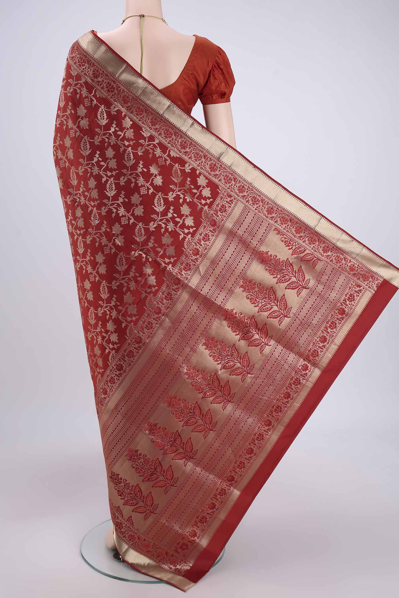 Maroon Soft Silk Saree - Image 3