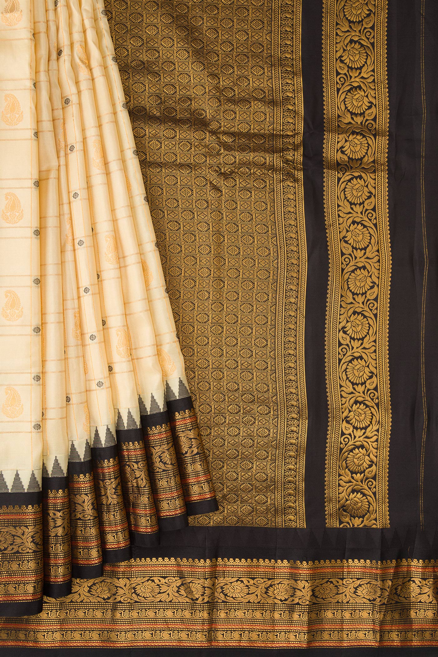 Sandal Gadwal Silk Saree - Image 4