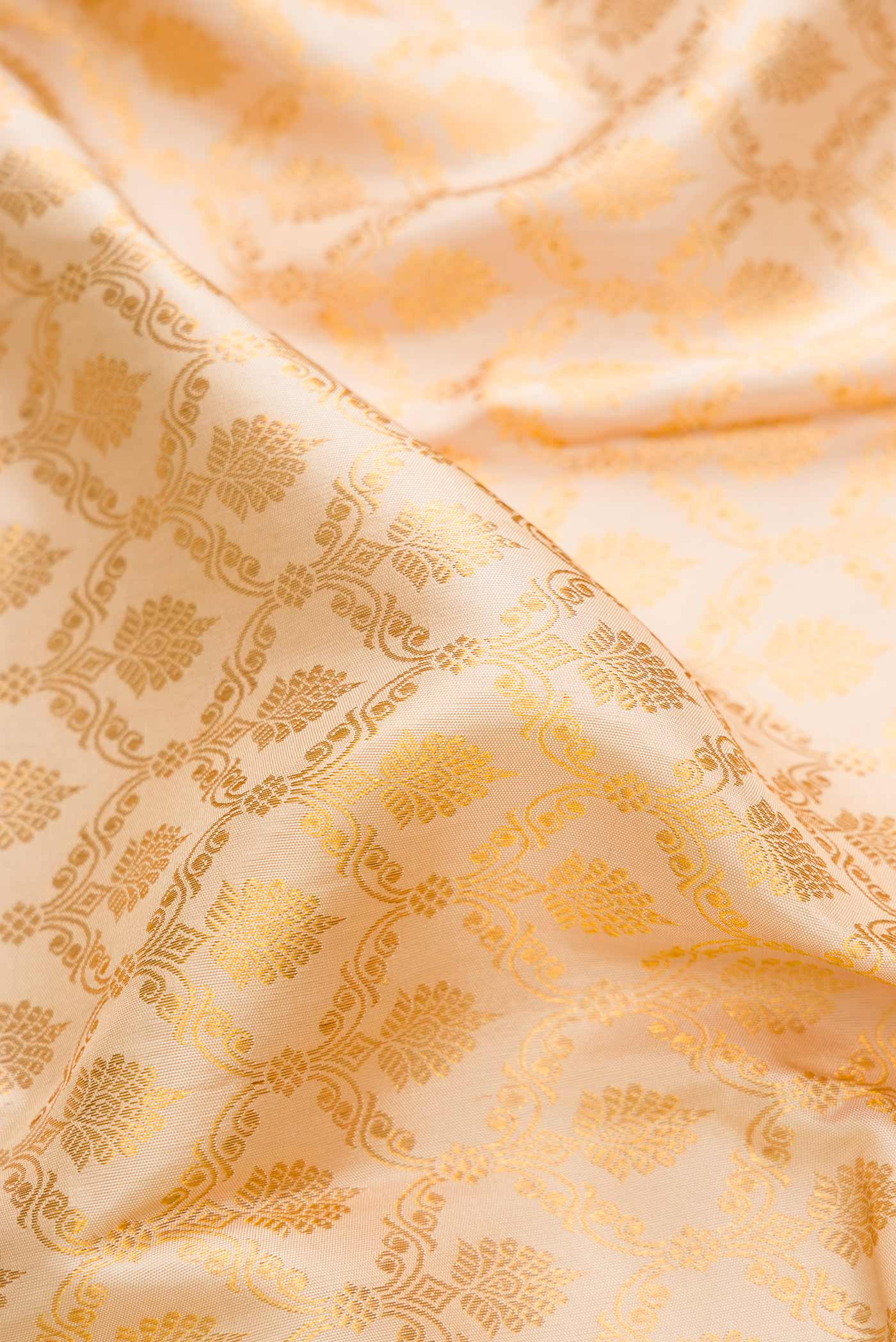 Sandal Dual Tone Kanjivaram Saree - Image 2