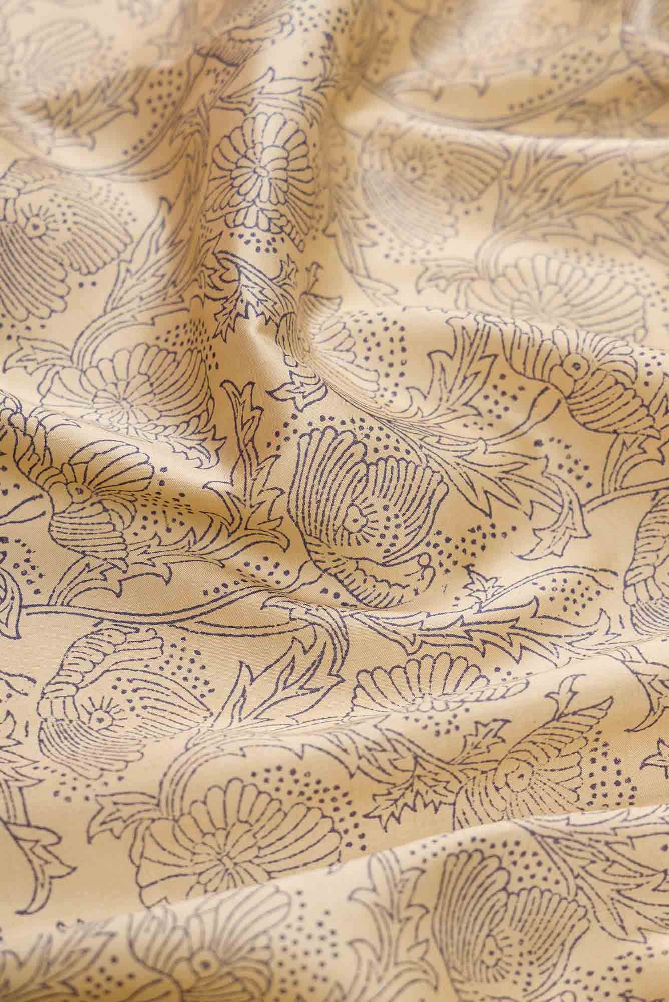 Sandal Dual Tone Kanchipuram Silk Saree - Image 3
