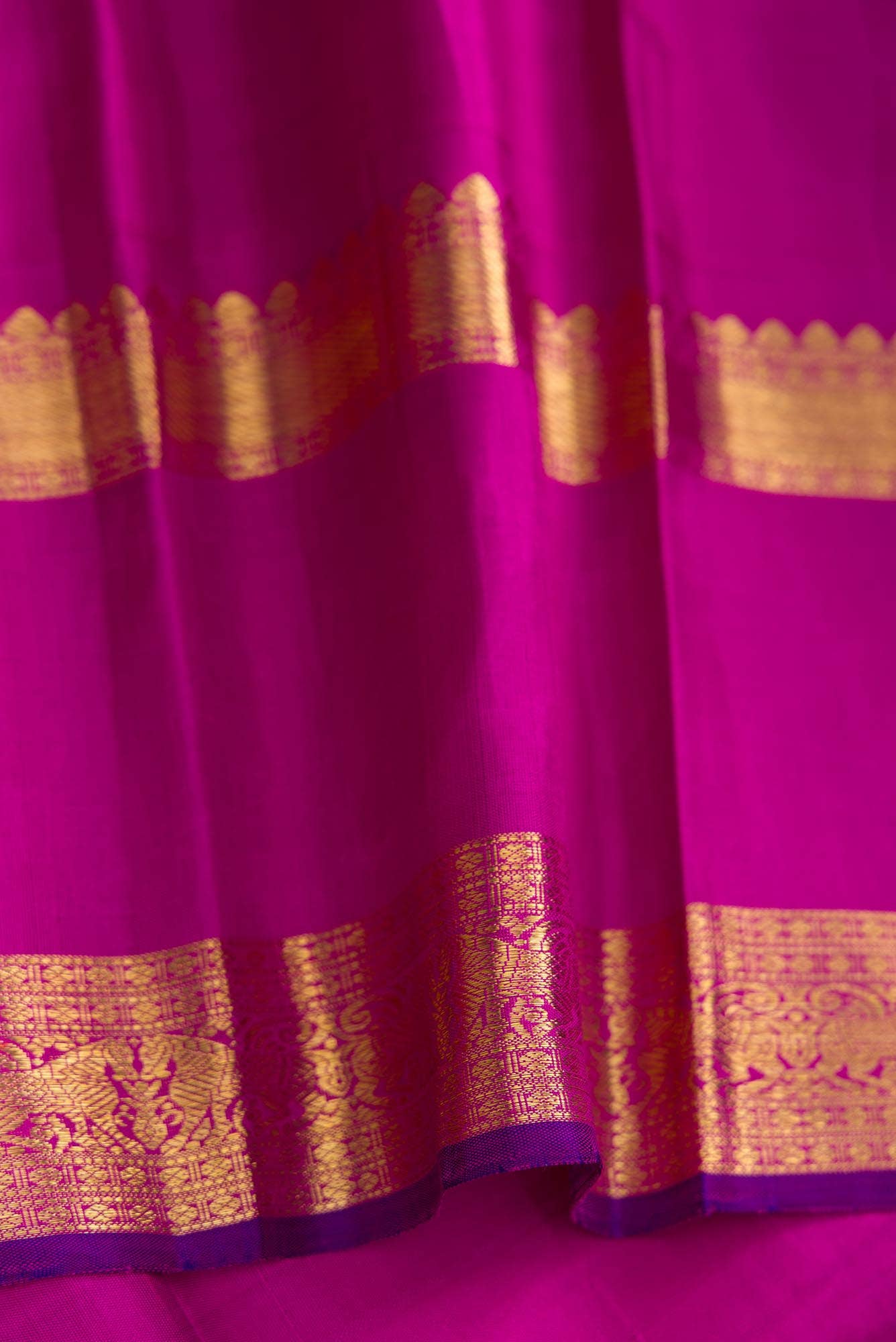 Pure Silk Pure Zari Sandal Dual Tone Kanchipuram Saree - Image 6