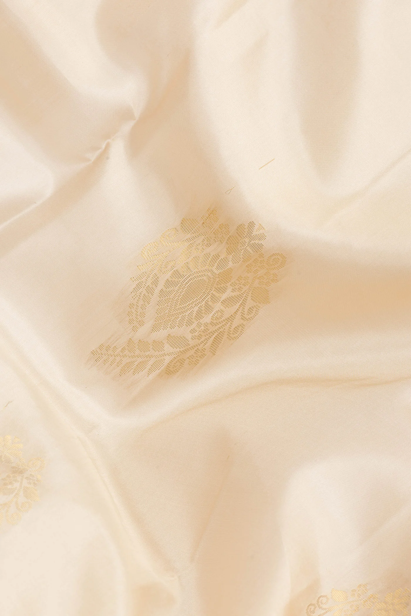 Cream Soft Silk Saree - Image 2
