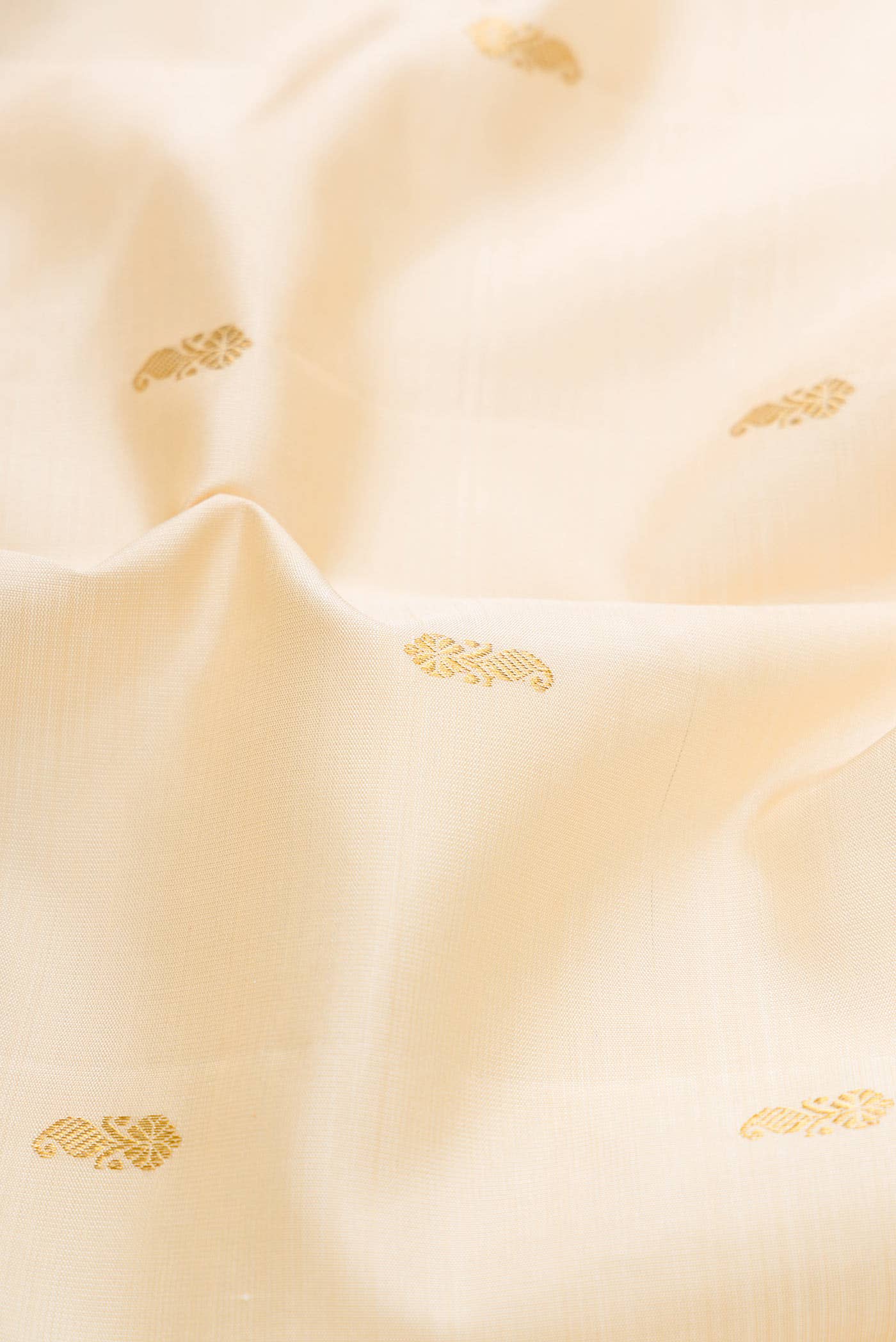 Pure Silk Pure Zari Sandal Kanjivaram Saree - Image 3