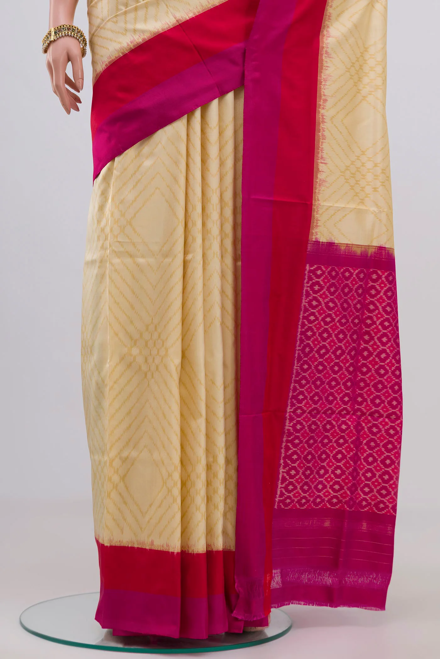 Sandal Pochampally Silk Saree - Image 3