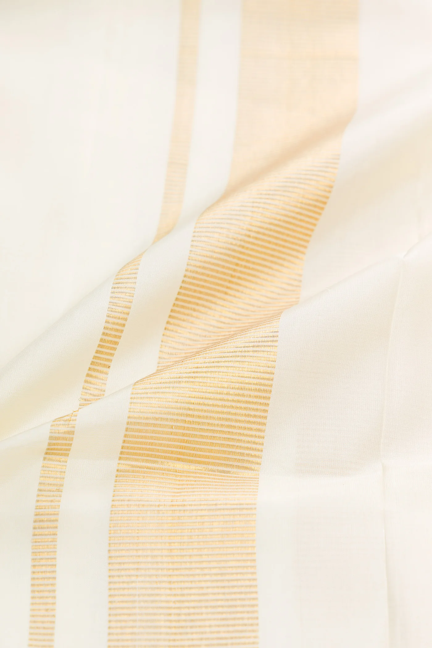 Cream Silk Dhoti With Angavastram (8X4) Muzham - Image 2