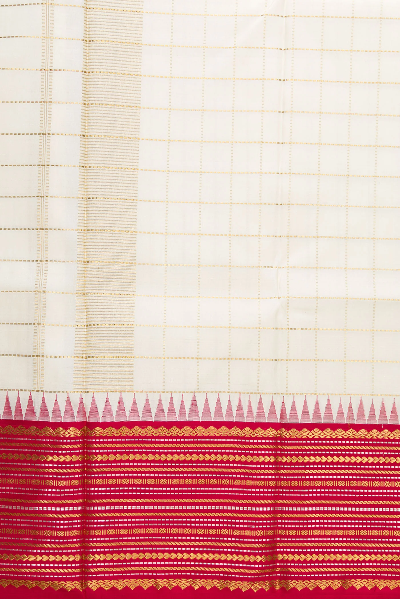 Off White Silk Dhoti With Angavastram (8X4) Muzham - Image 3