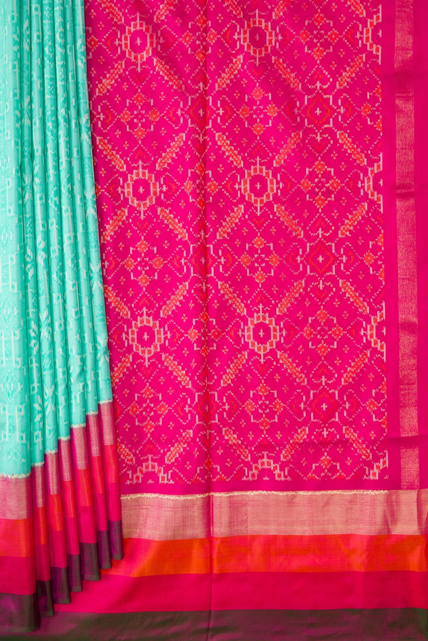 Turquoise Pochampally Silk Saree - Image 4