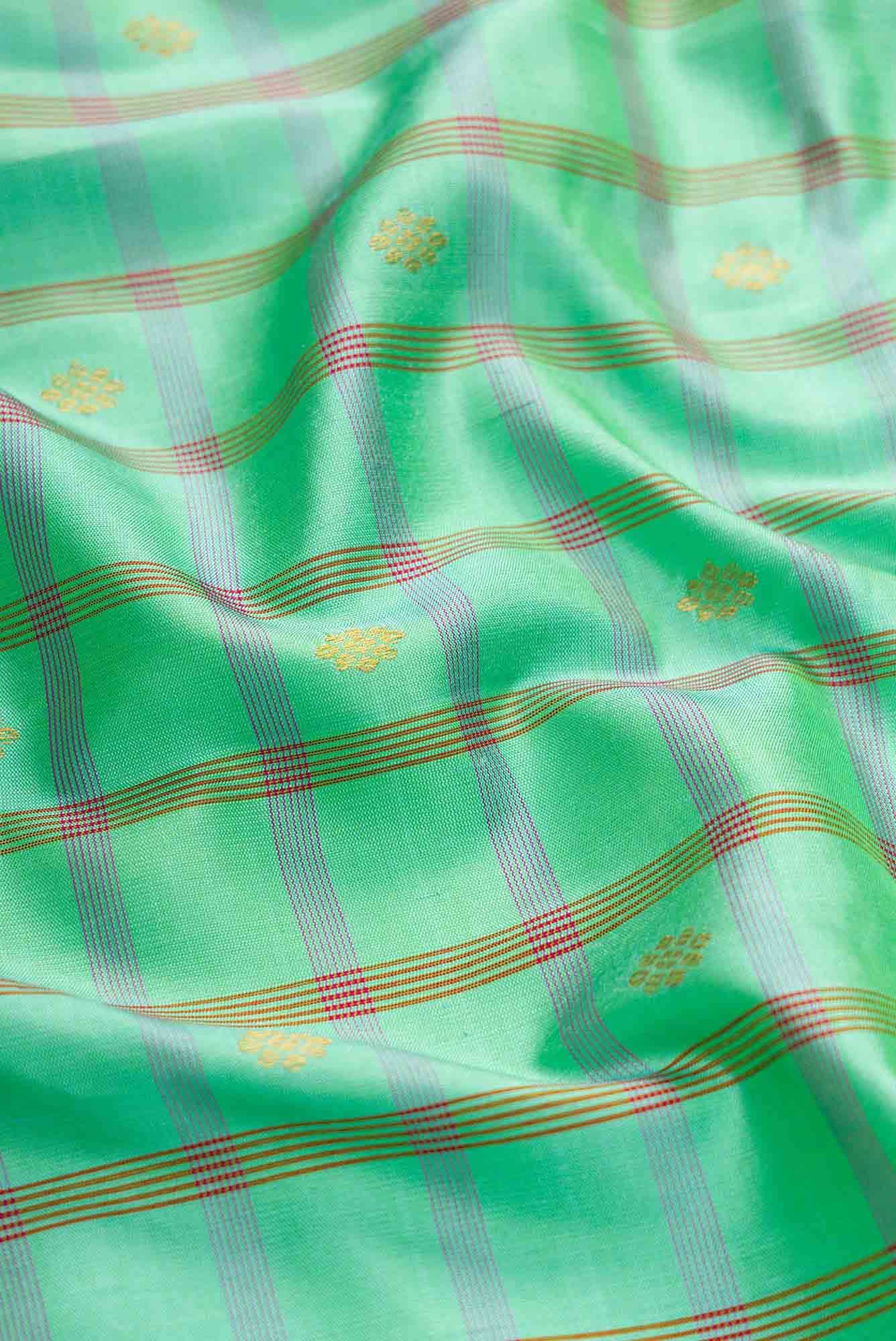 Sea Green Dual Tone Gadwal Silk Saree - Image 3