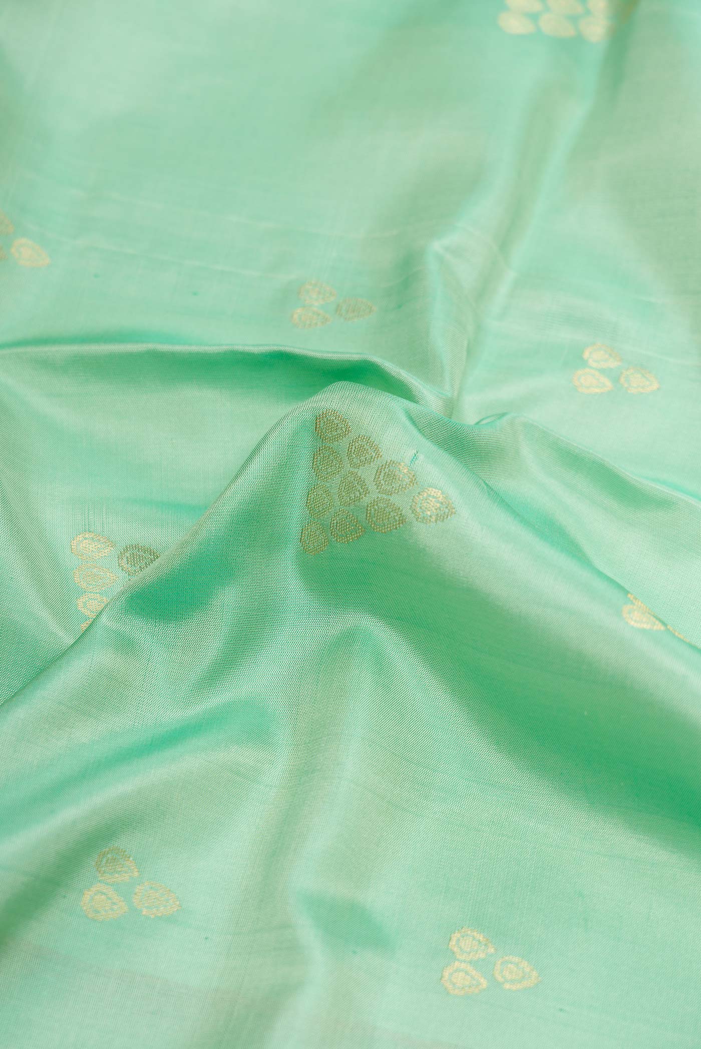 Sea Green Dual Tone Soft Silk Saree - Image 2