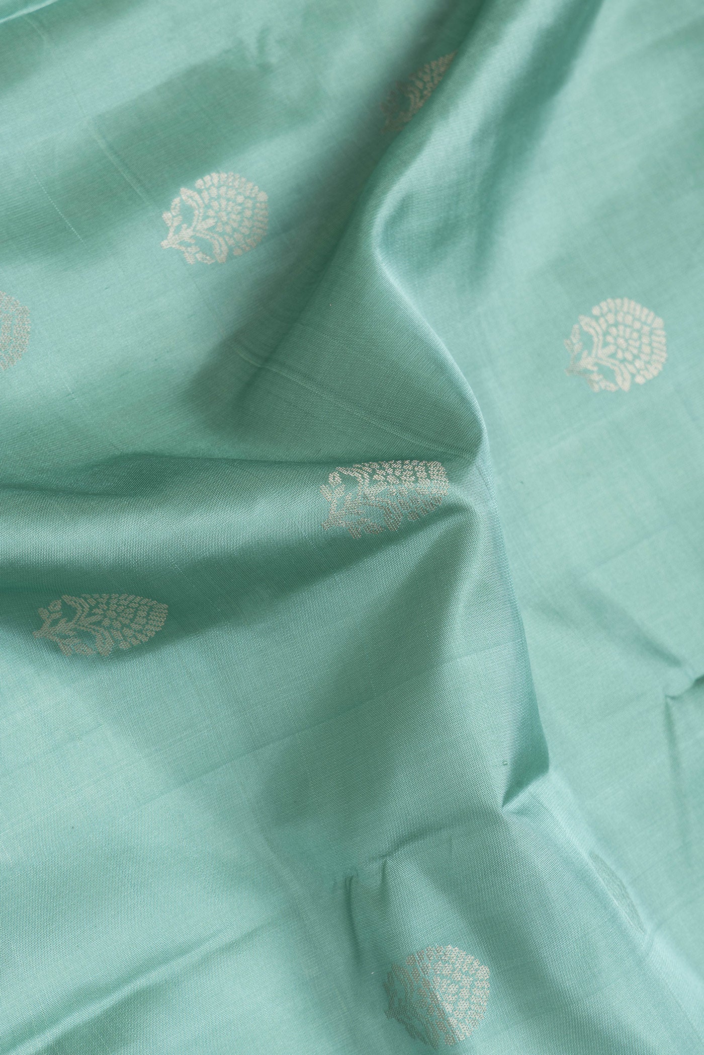 Green Soft Silk Saree - Image 2