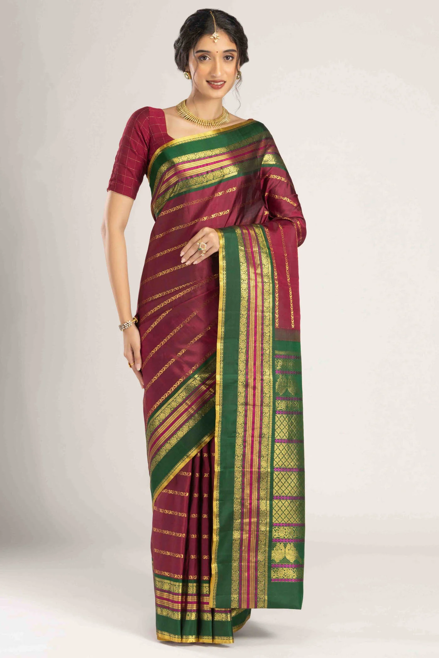Shobha-Arraku Red Kanchipuram Silk Saree - Image 2