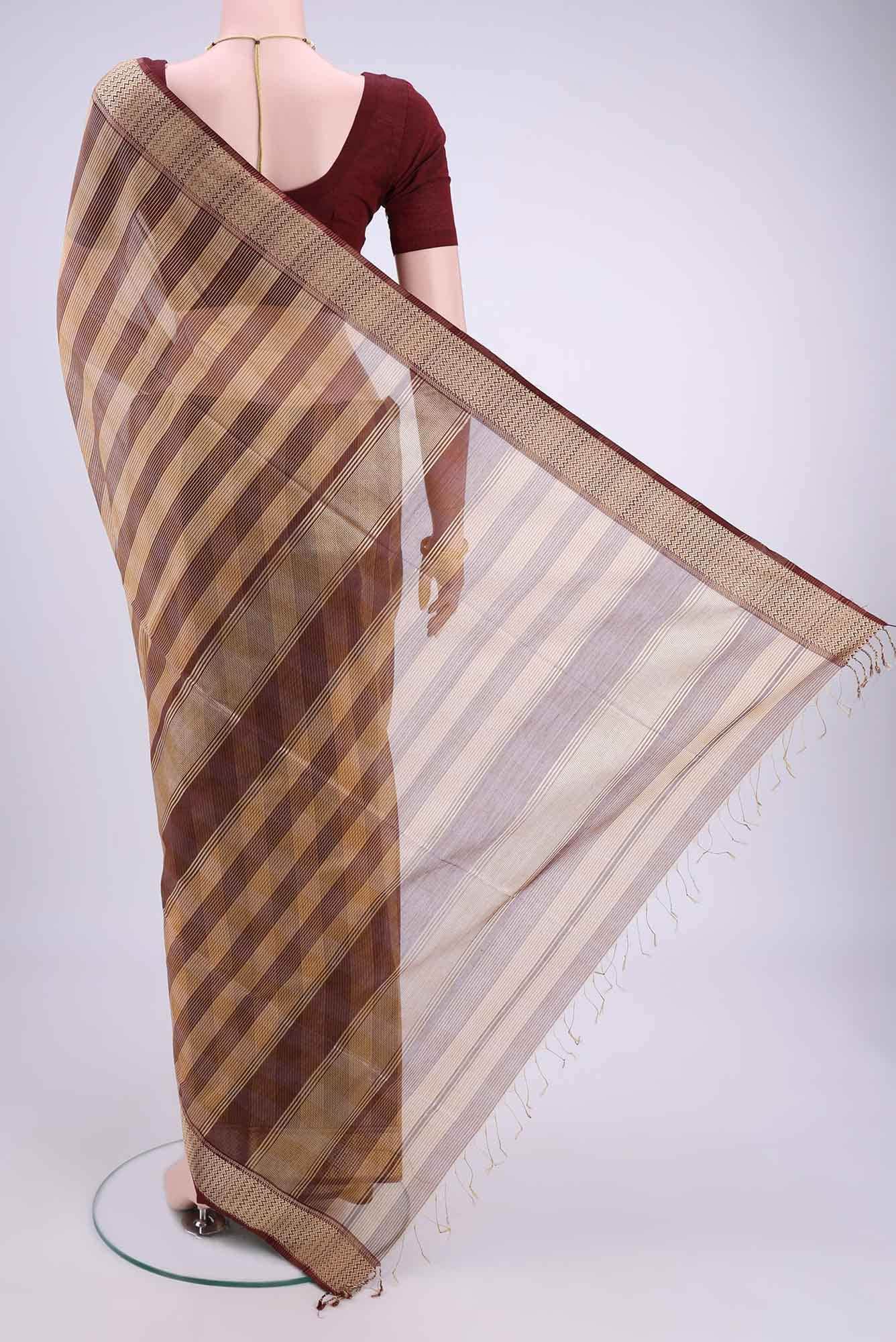 short color Dual Tone Maheshwari Silk Cotton Saree - Image 2