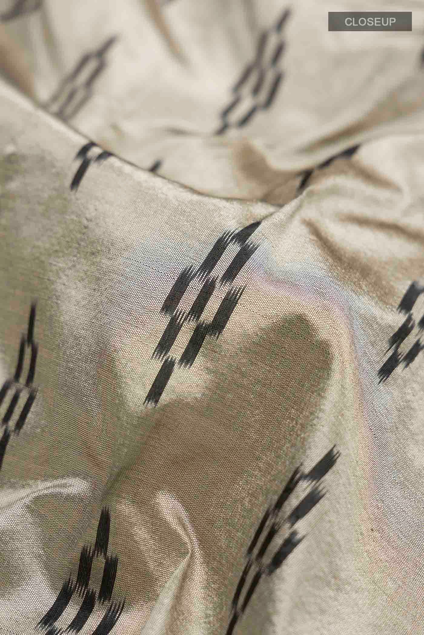 Silver Pochampally Silk Saree - Image 2