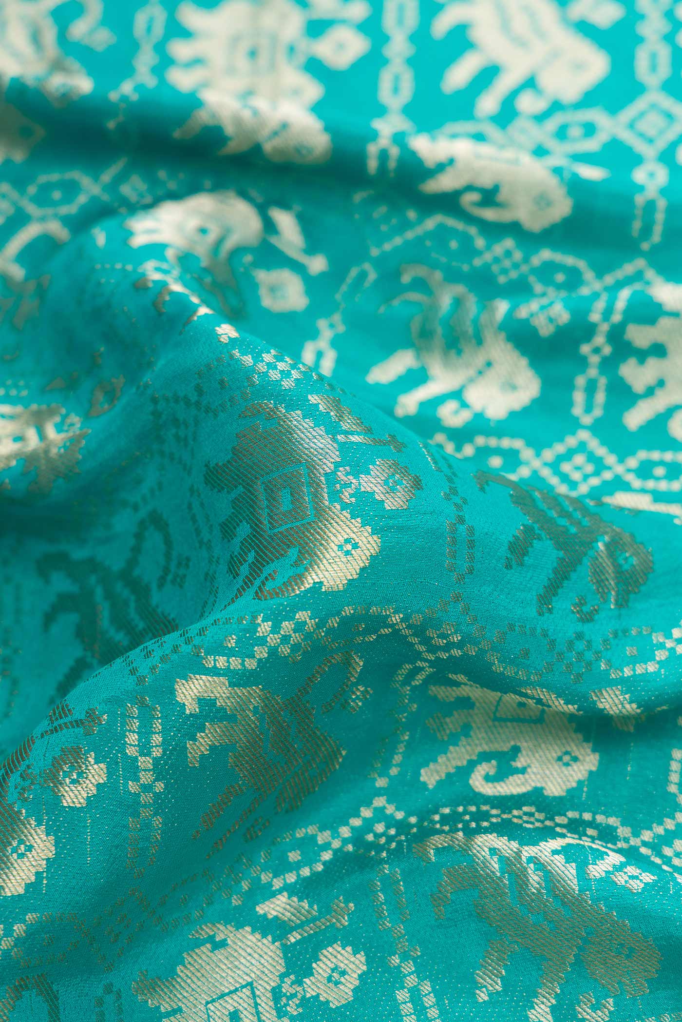 Sky Blue Mysore Crepe Saree - Image 2