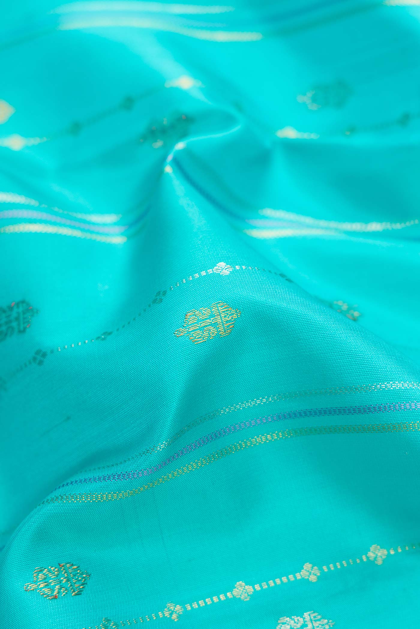 Sky Blue Kanchipuram Silk Saree - Image 2