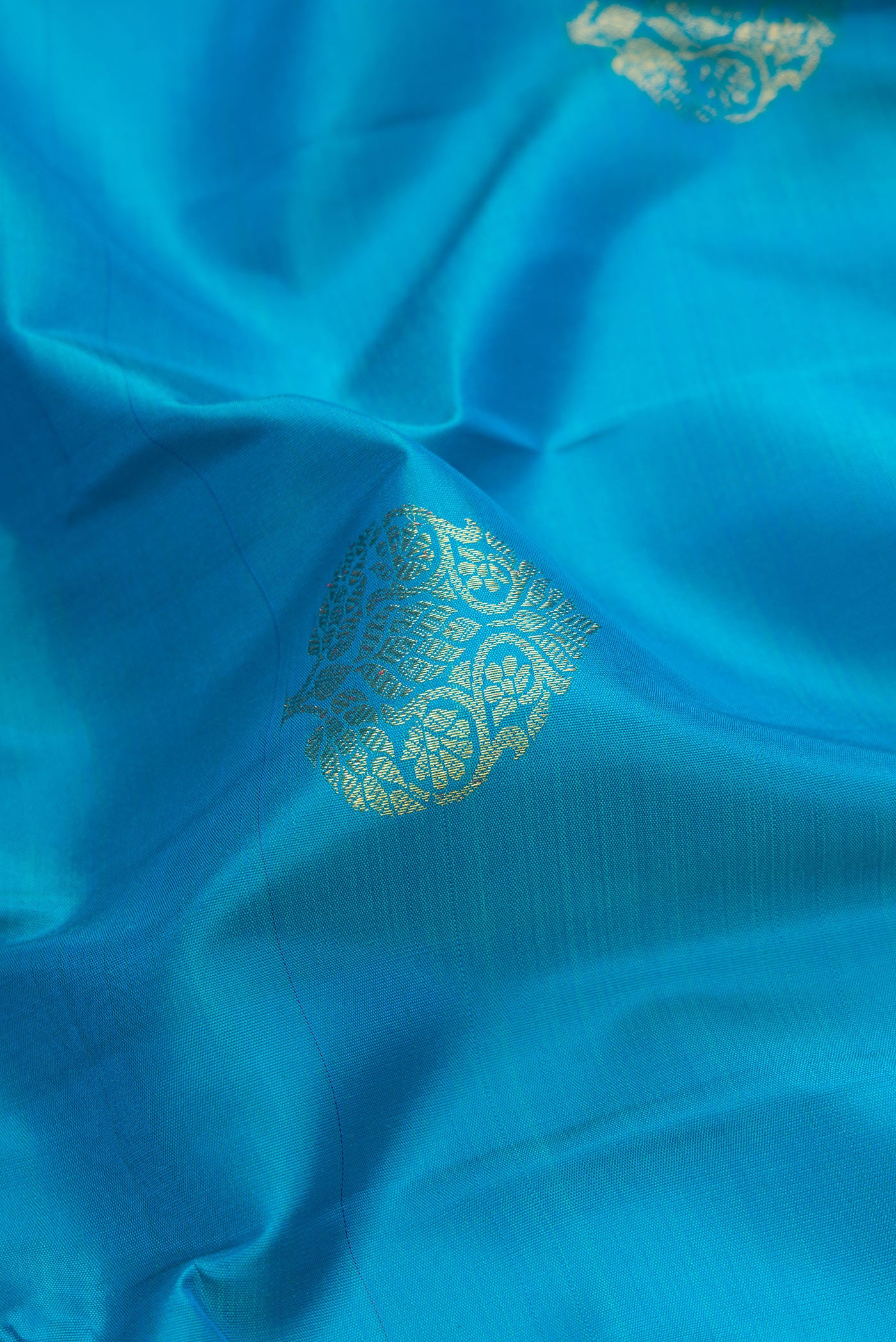 Sky Blue Kanjivaram Silk Saree - Image 2