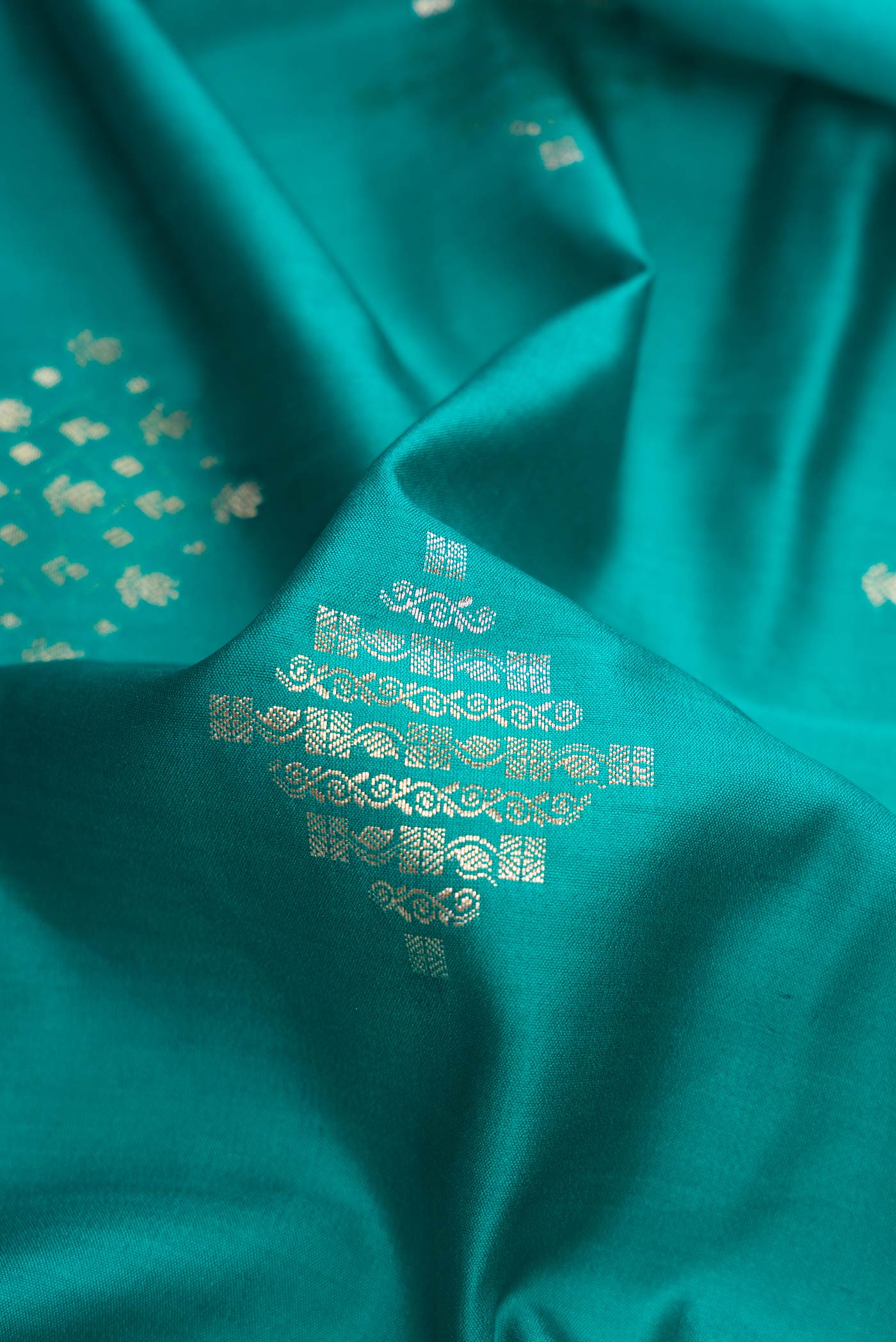 Blue Dual Tone Banarasi Raw Silk Saree - Image 2