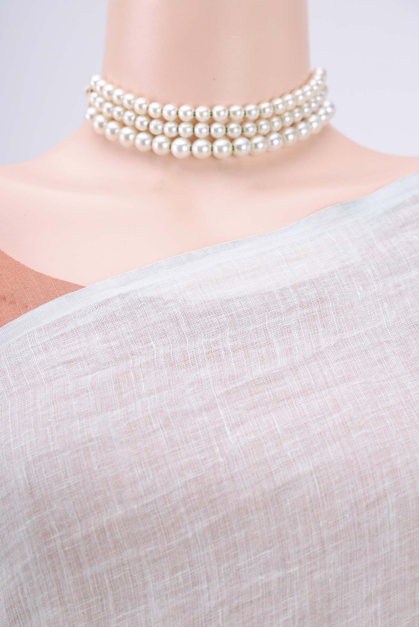 Sky Blue Linen Saree - Image 2