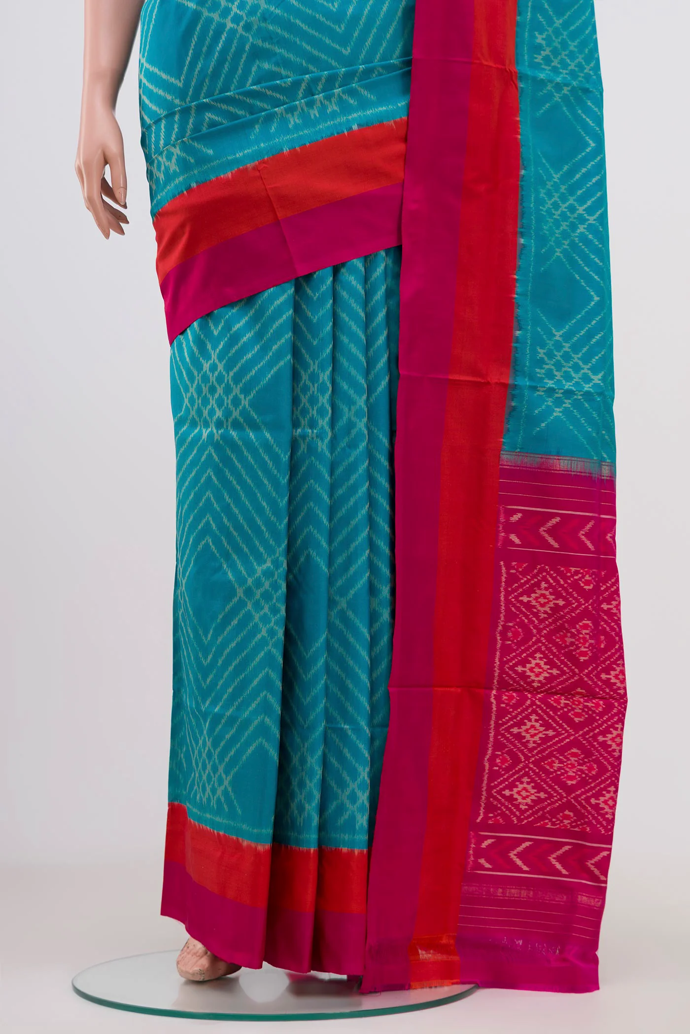 Sky Blue Pochampally Silk Saree - Image 3