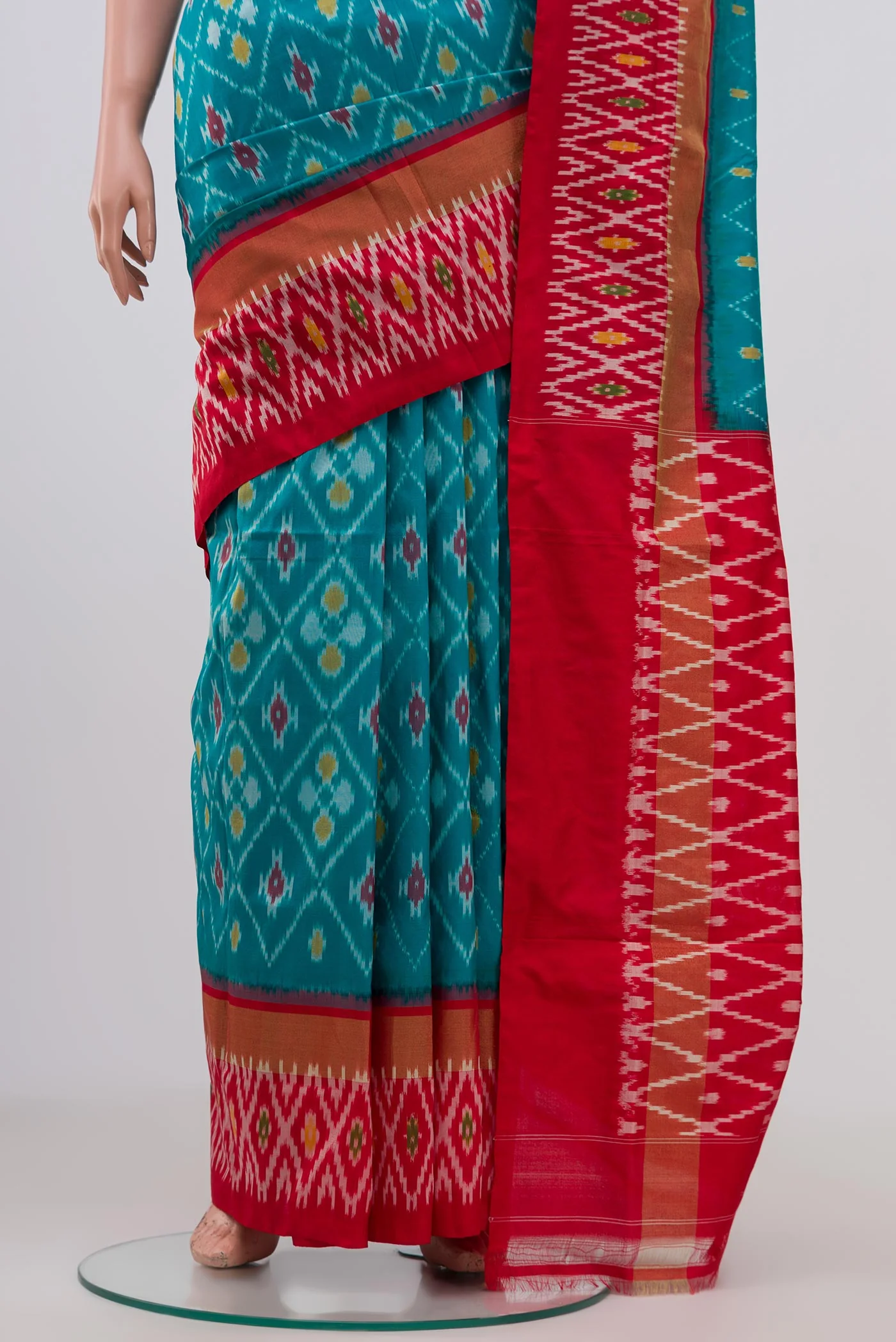 Sky Blue Pochampally Silk Saree - Image 3
